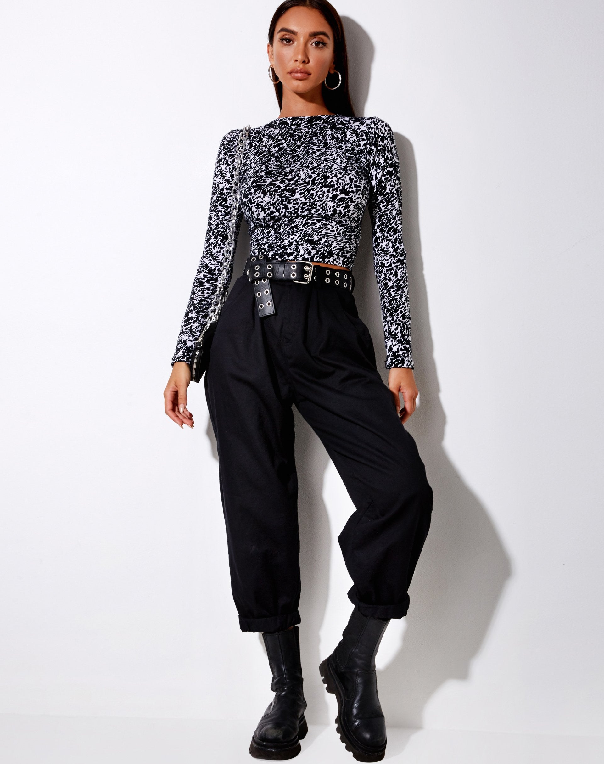 Afbeelding van Queren Crop Top in Abstract Animal