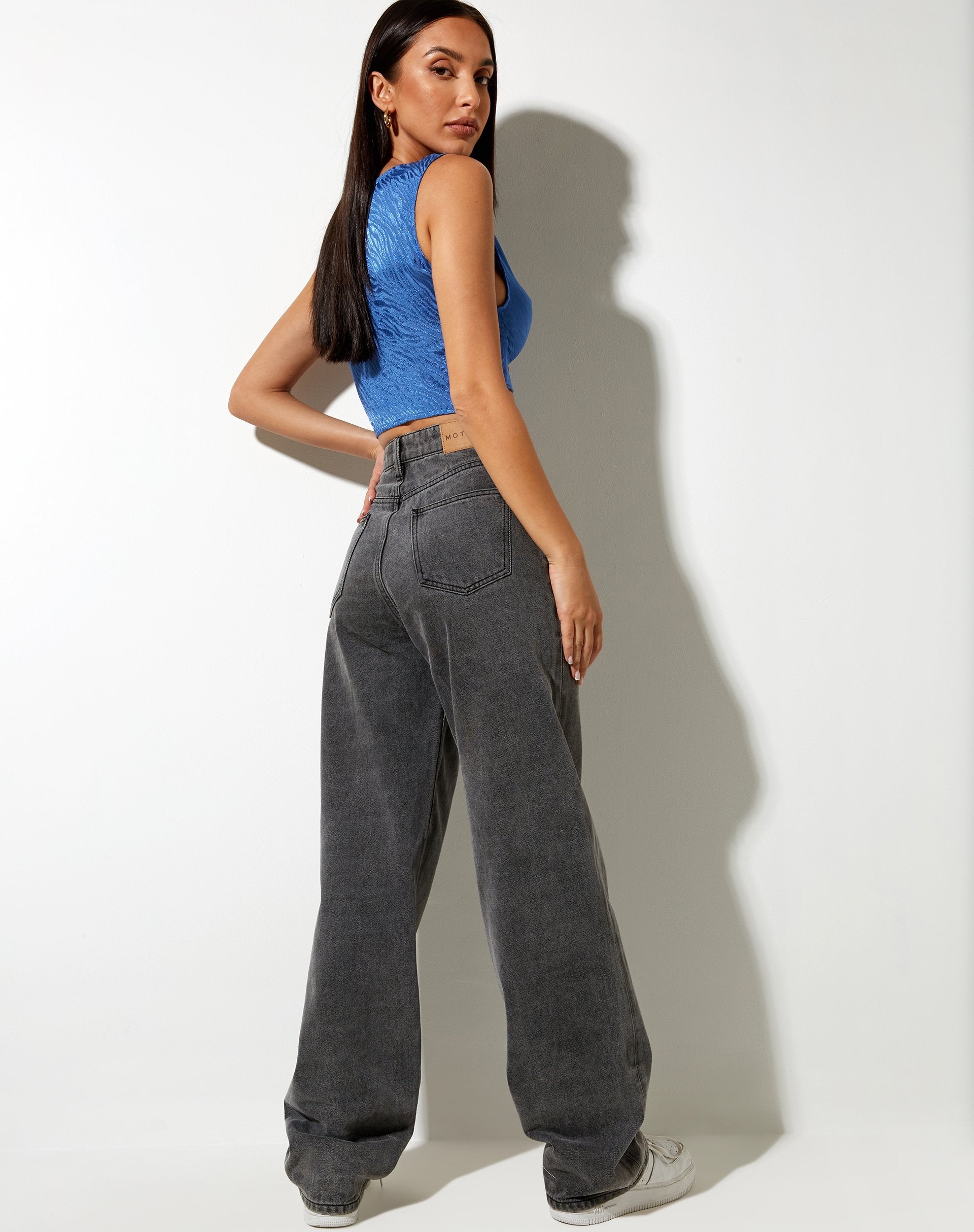 Afbeelding van Raeless Crop Top in Satijn Zebra Blauw Bonnet