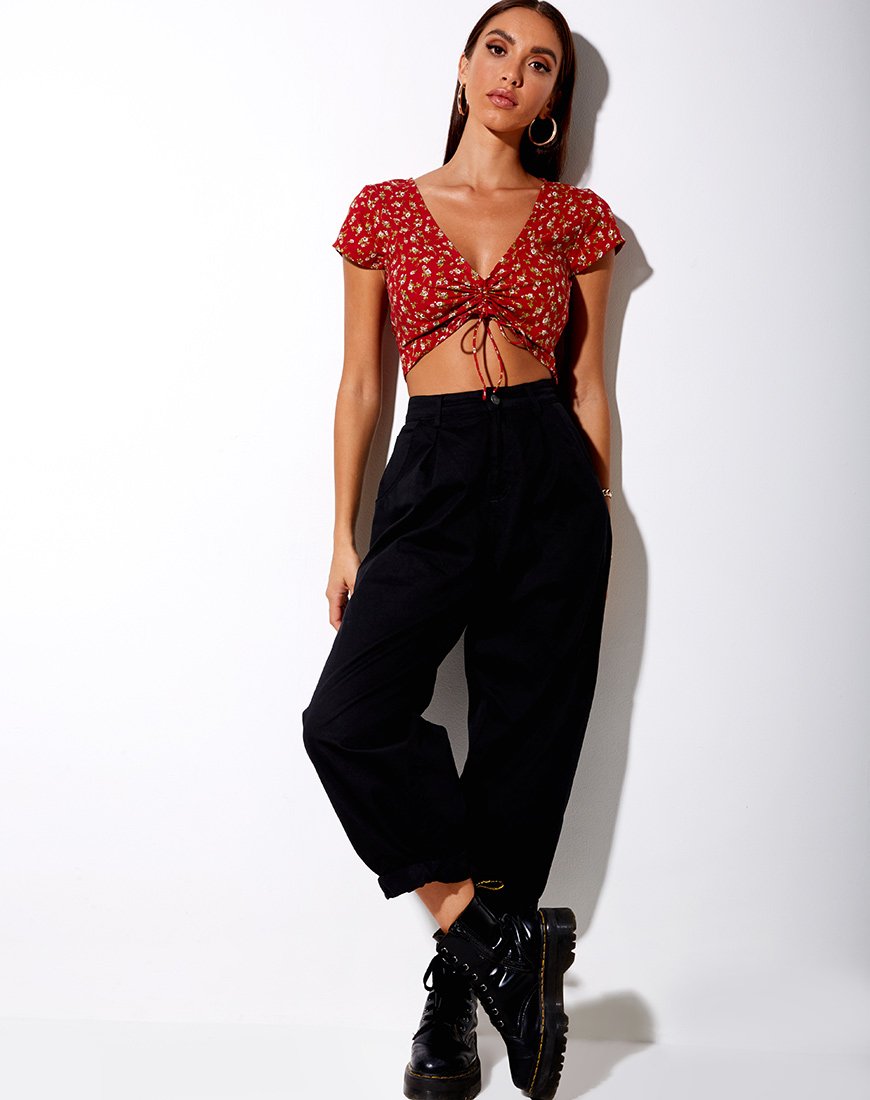 Afbeelding van Raeto Crop Top in Falling For You Bloemig Rood