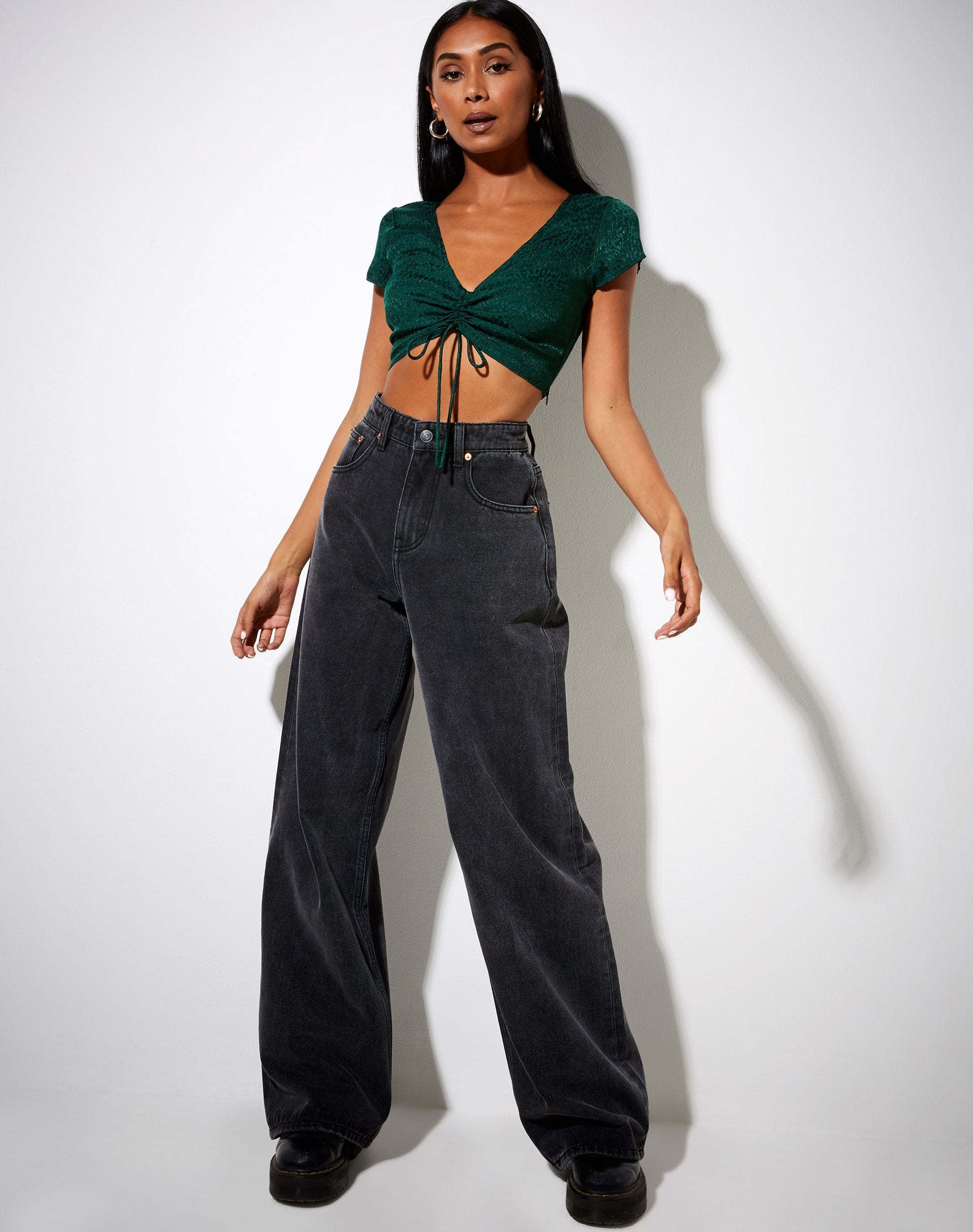 Afbeelding van Raeto Crop Top in Satijn Cheetah Bosgroen