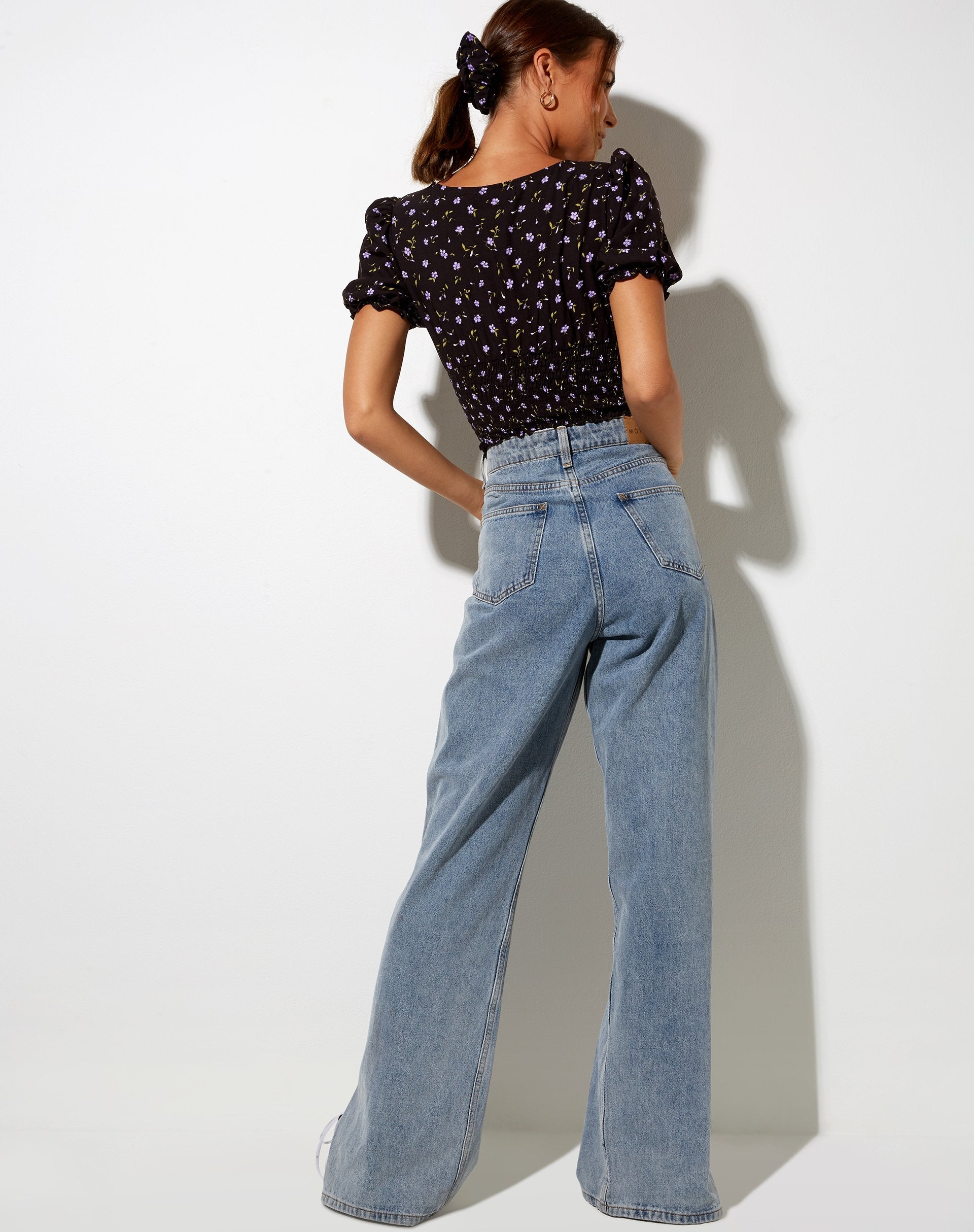 Afbeelding van Ray Top in Pretty Petal Coffee en Purple