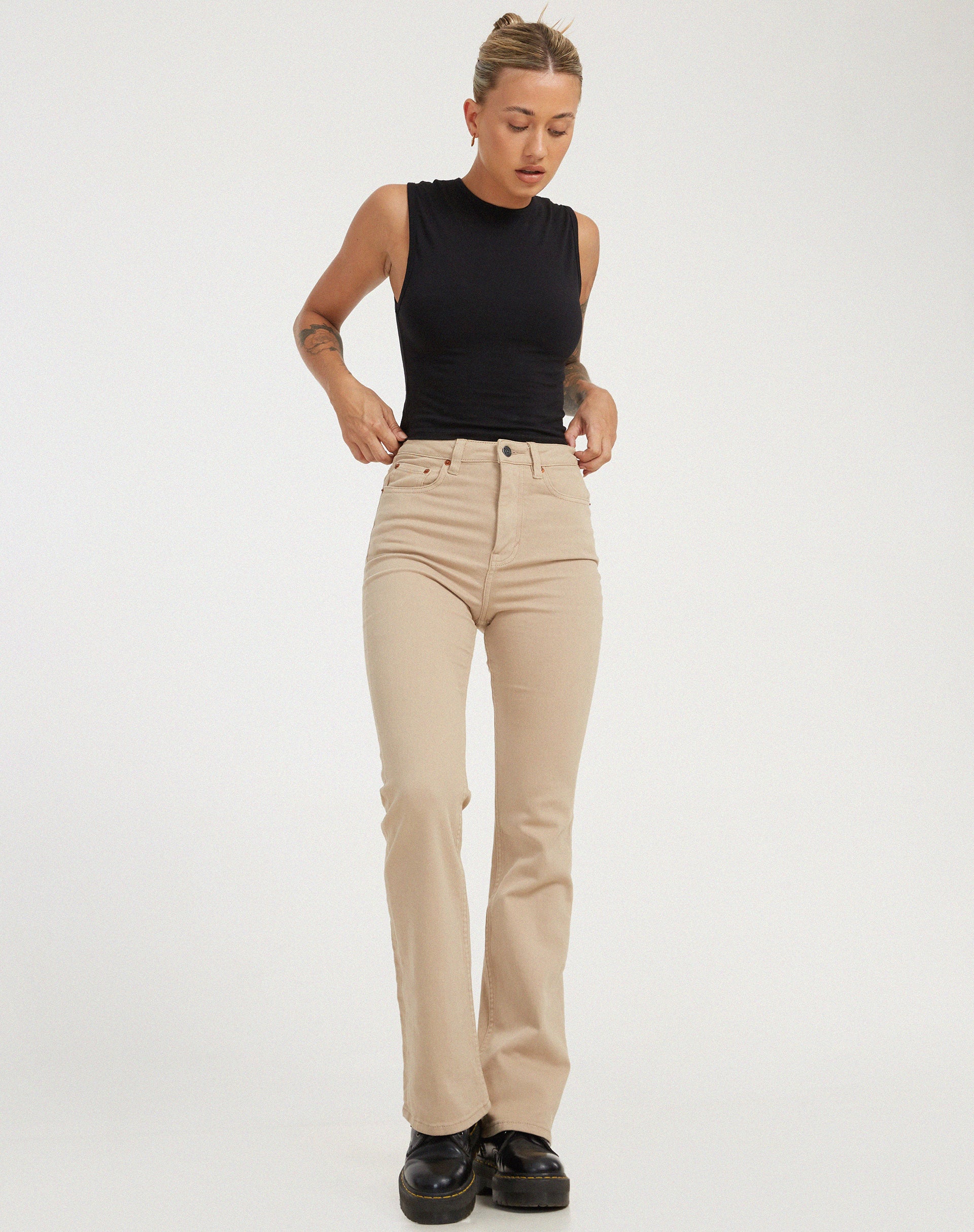 Afbeelding van Bootleg Jeans in Sandwash