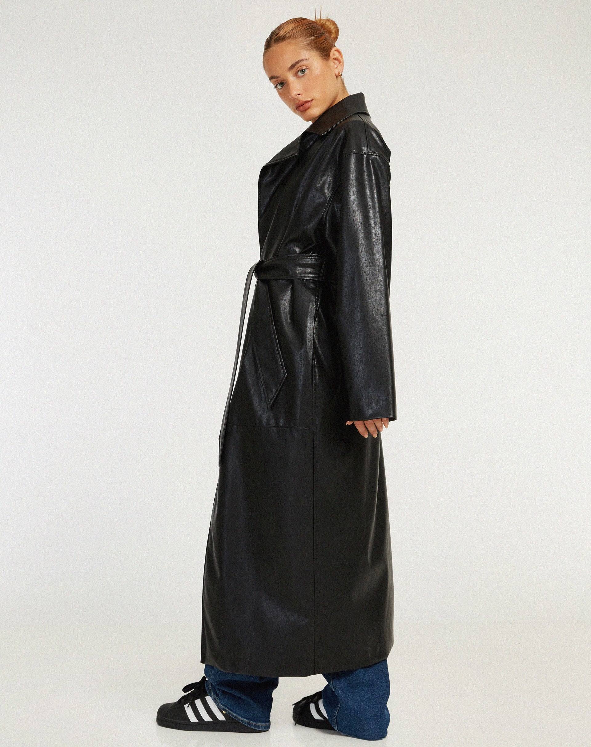 Afbeelding van Ejo Trenchcoat in PU Zwart