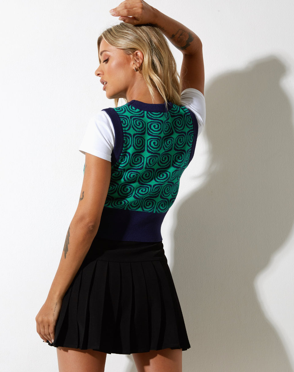 Jaya Sweater Vest in Swirl Groen en Blauw