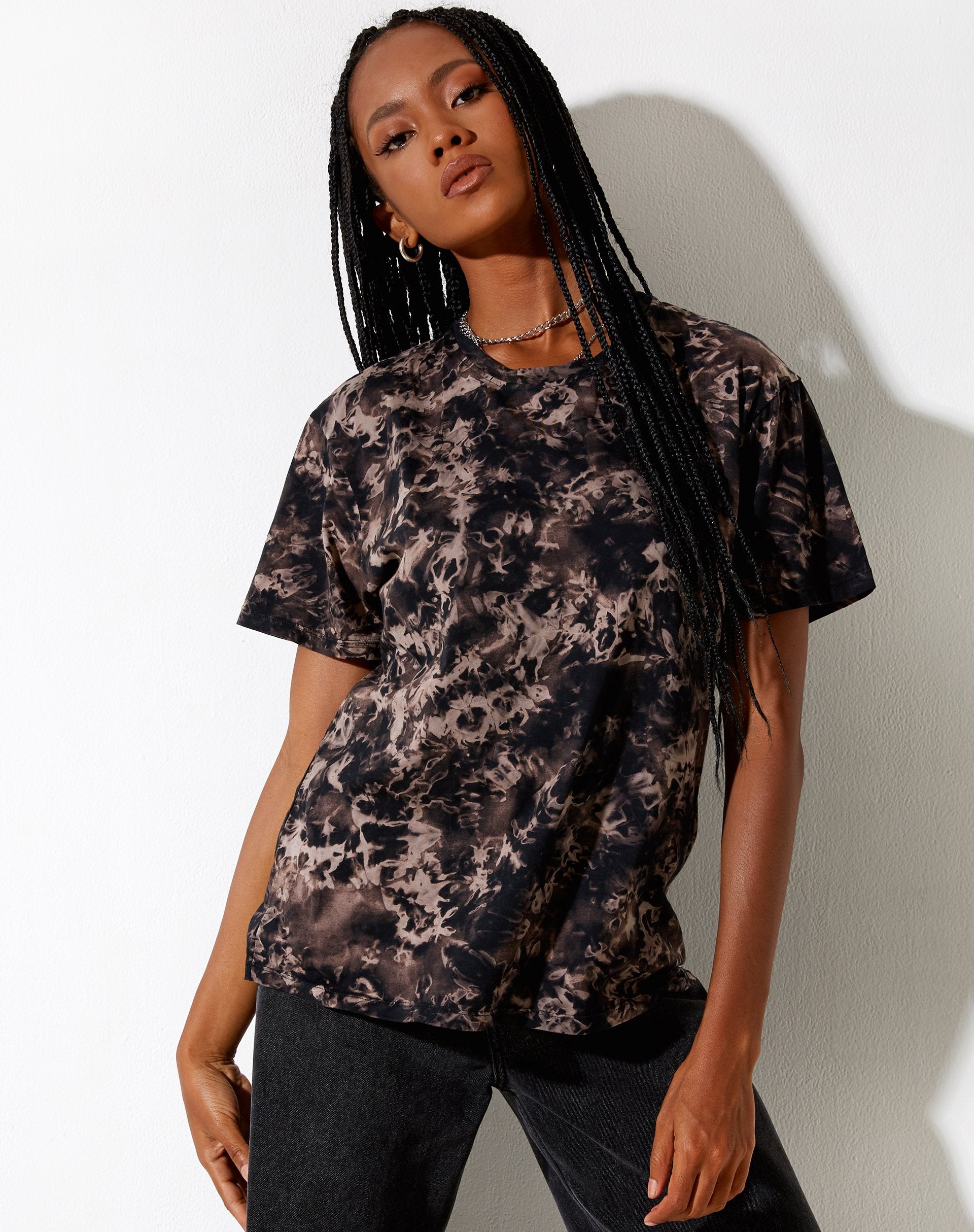 Afbeelding van Oversize Basic Tee in Oil Smoke