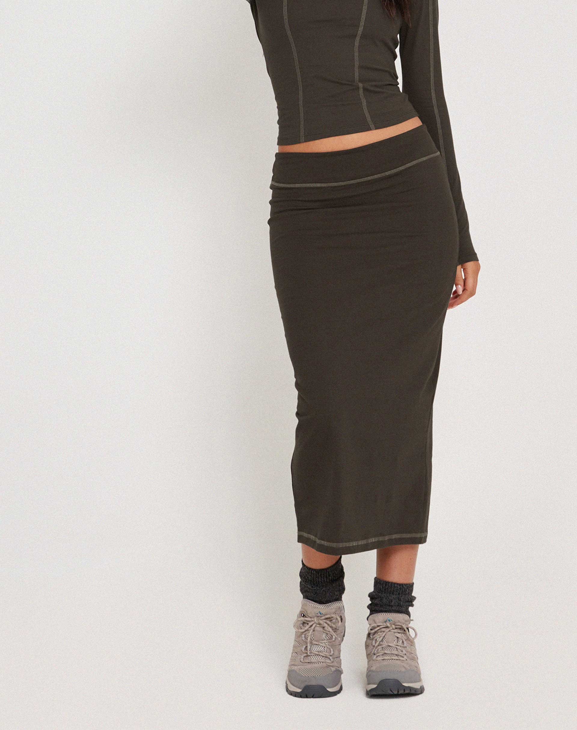 Afbeelding van Peka Midi rok in Gunmetal met grijze doorstiksels