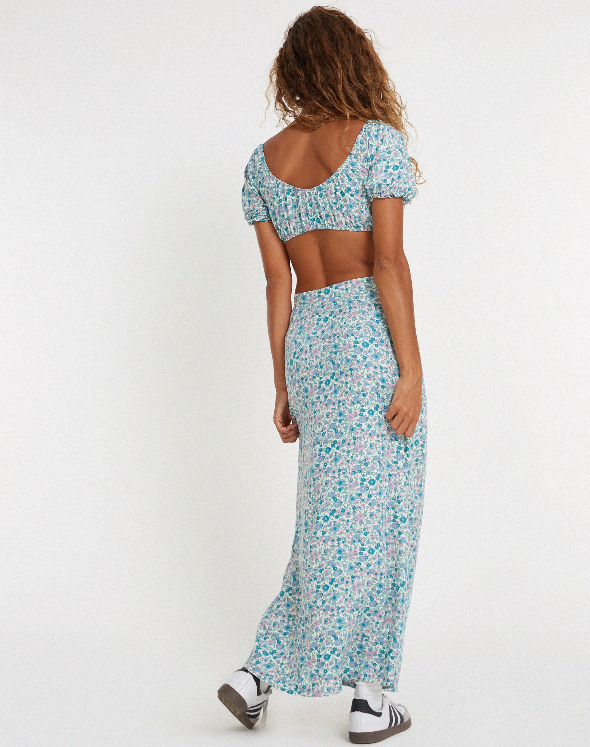 Afbeelding van Rima Midi rok in Flower Power Blue