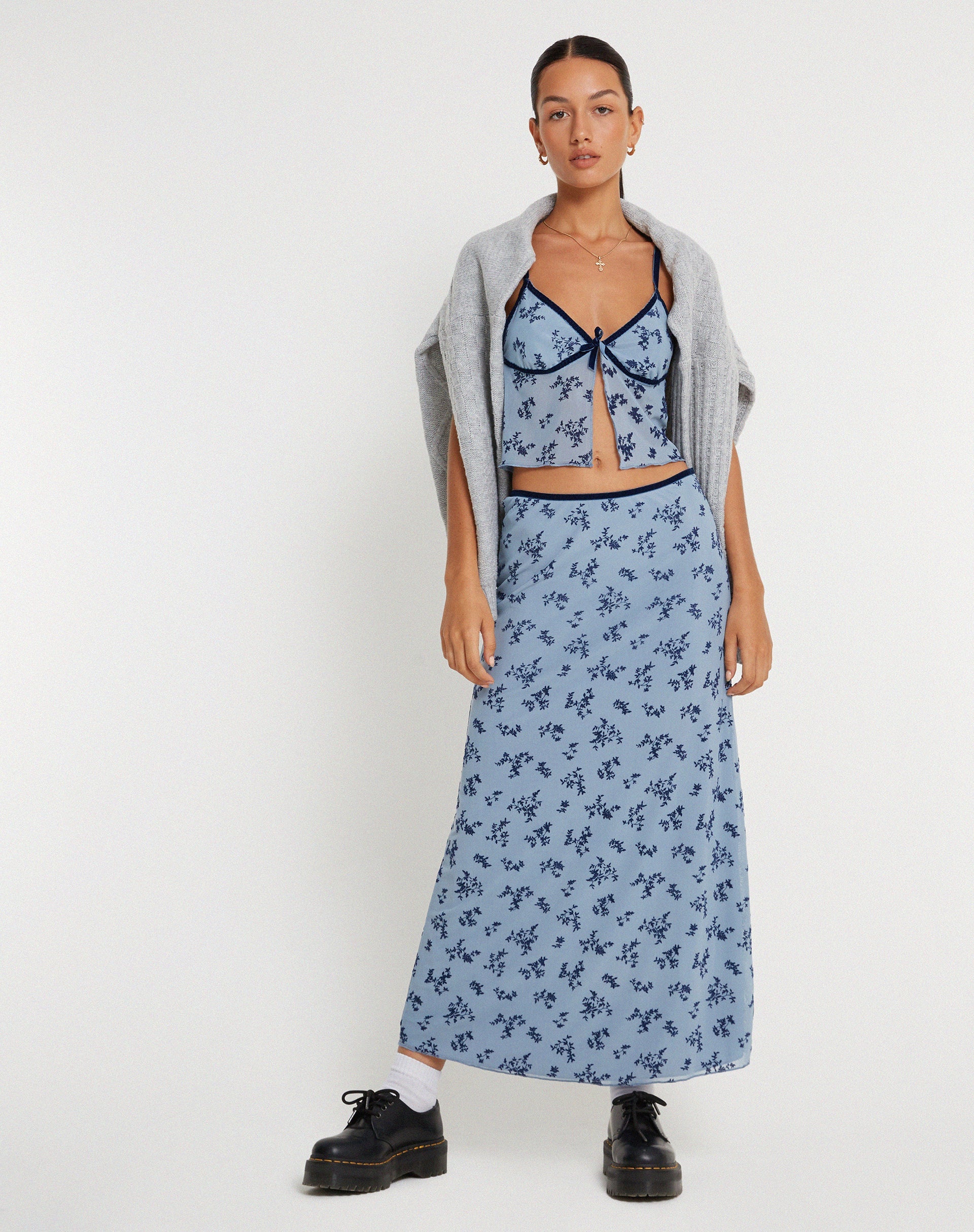 Afbeelding van Rinzi Maxi Rok in Lichtblauw Zwart Botanist Flocking