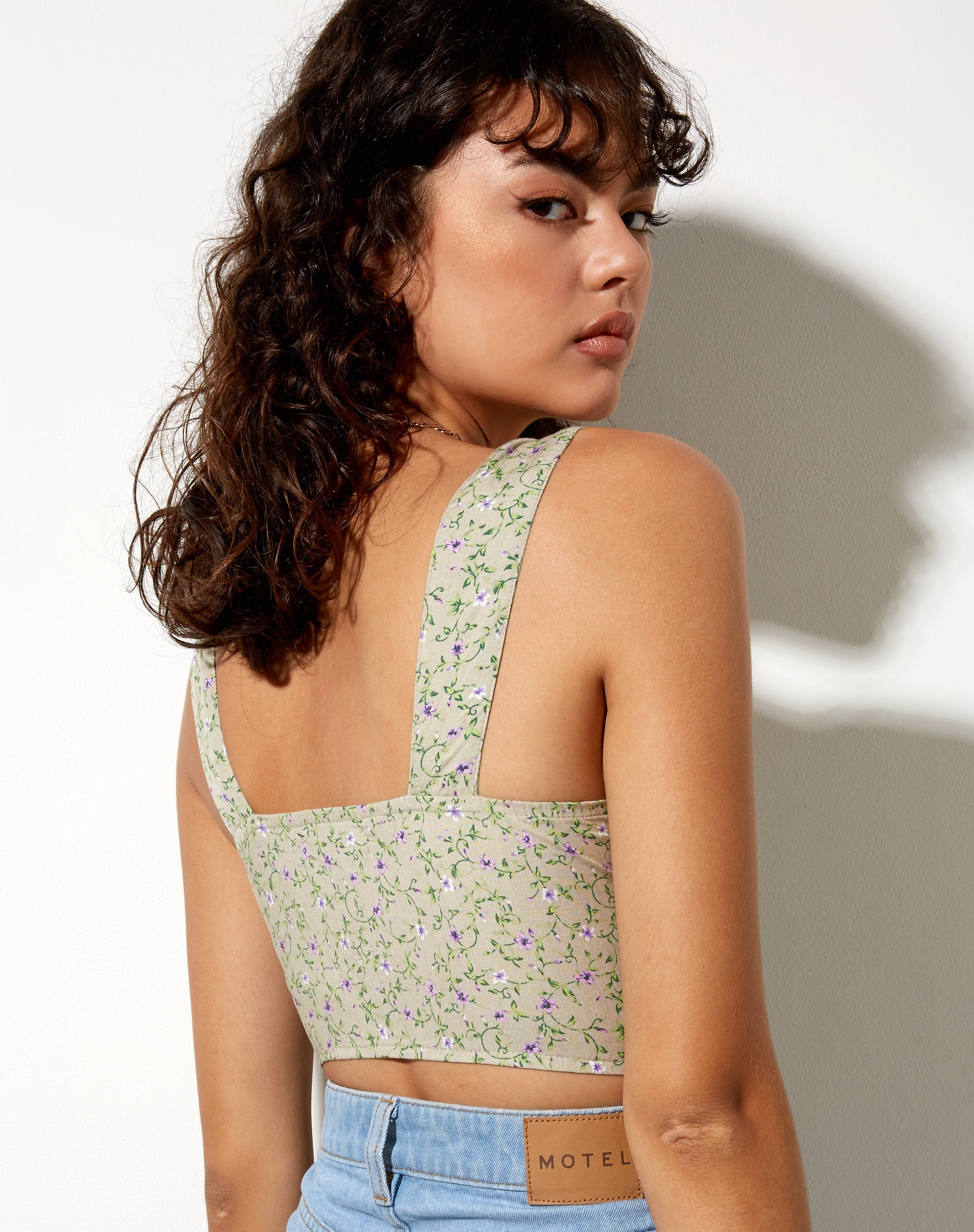 Afbeelding van Ridis Vest Crop Top in Parma Violet