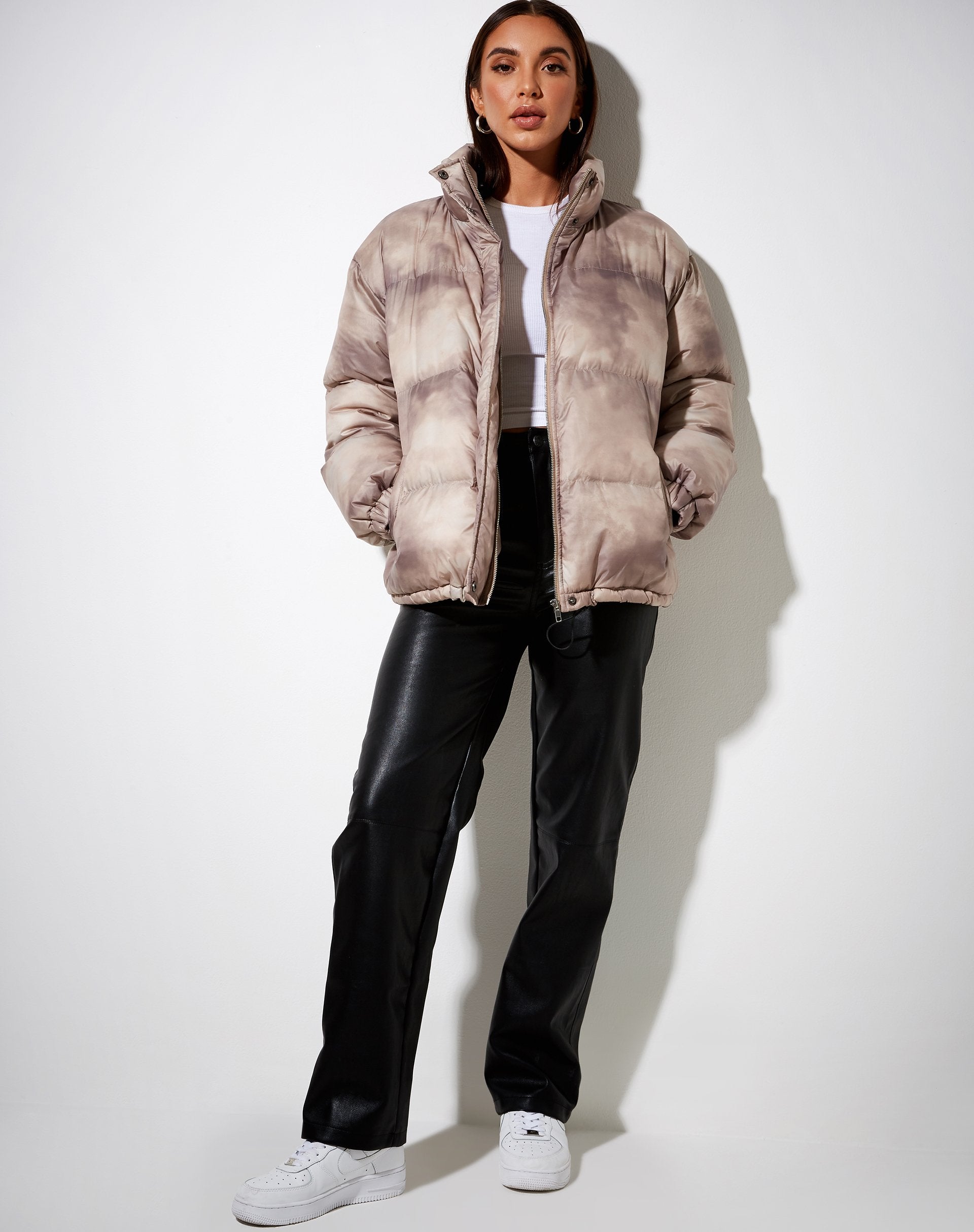 Afbeelding van Rofer Puffer Jacket in Beige Smoke