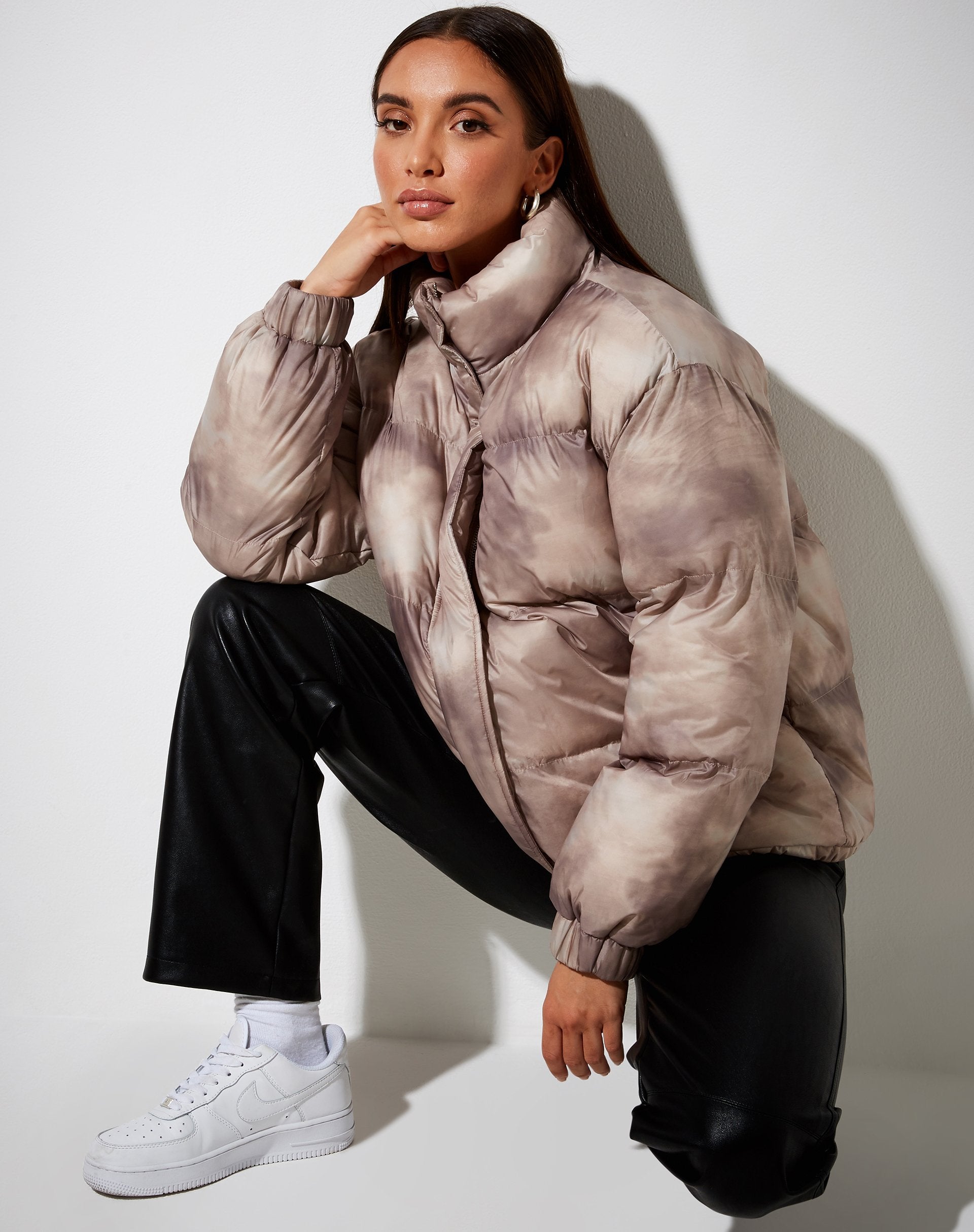 Afbeelding van Rofer Puffer Jacket in Beige Smoke