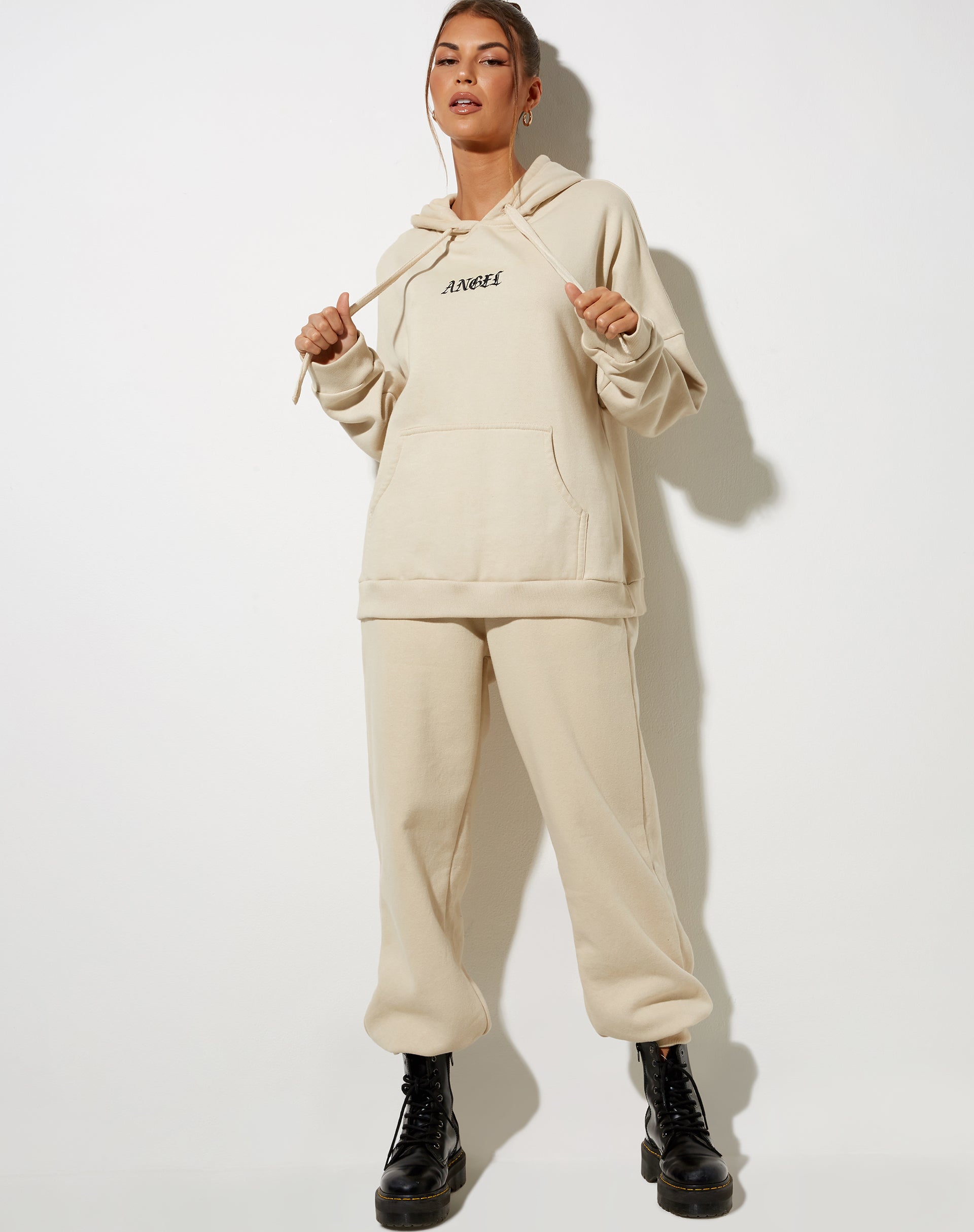 Afbeelding van Oversize Hoody in Stone met Engelen Embro