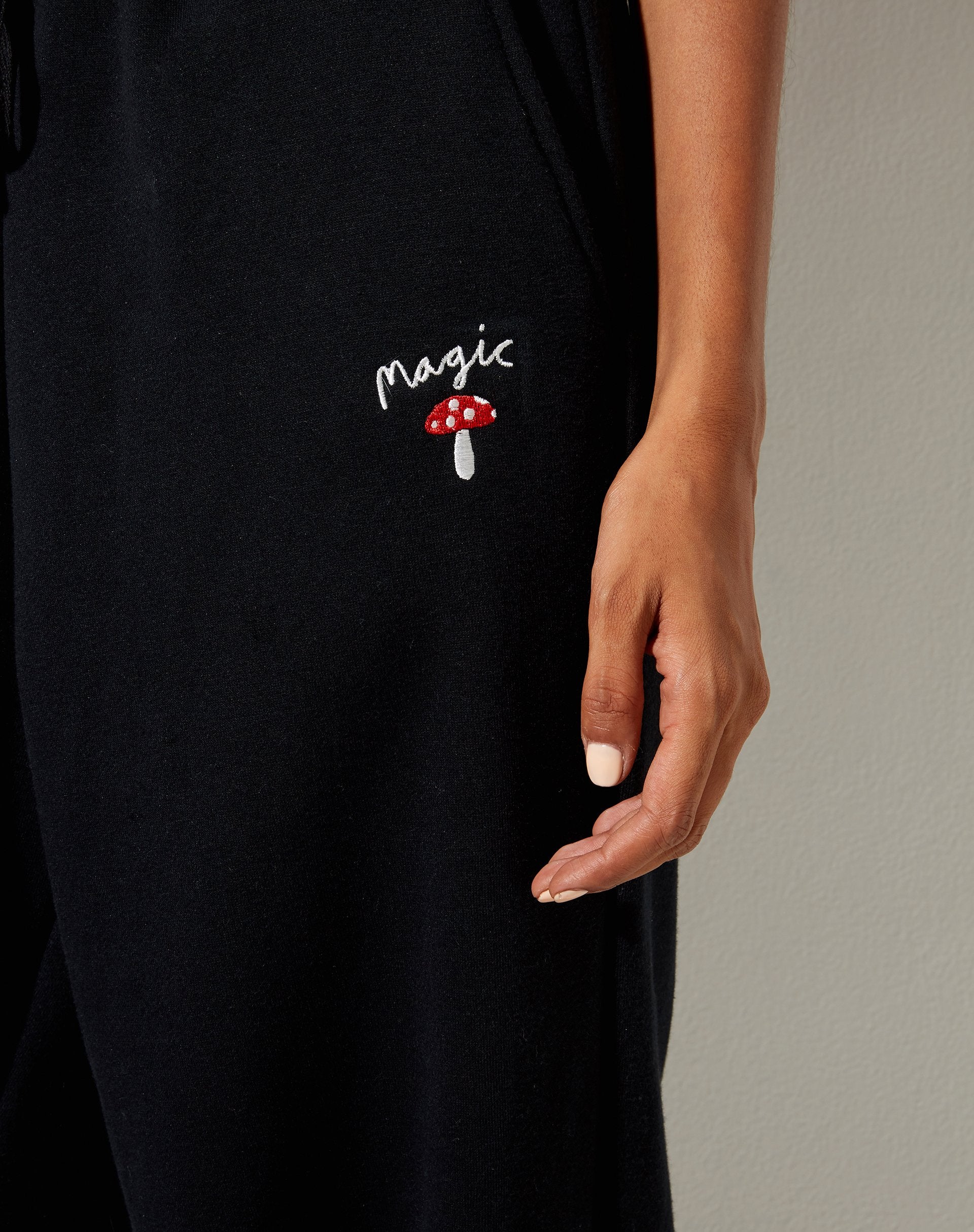 Afbeelding van Roider Jogger in Black Mushroom Red Embro