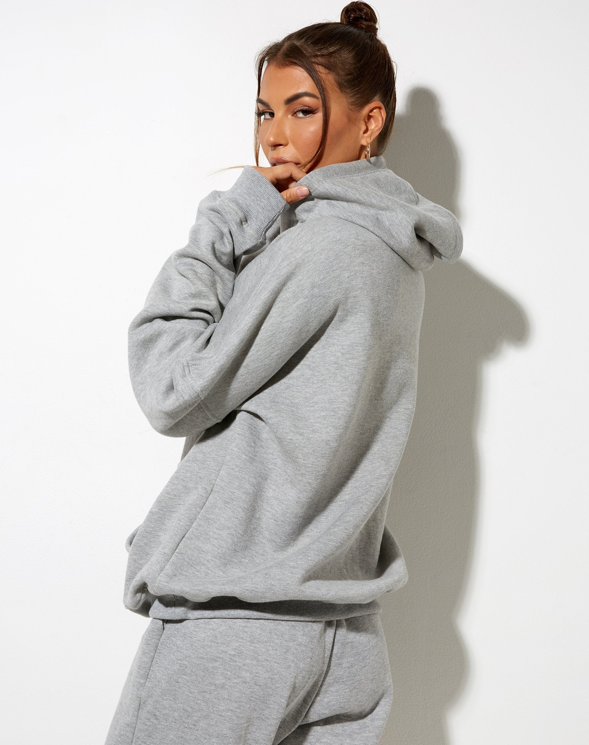 Afbeelding van Oversize Hoody in Greymarl met Engelen Embro in Lemon