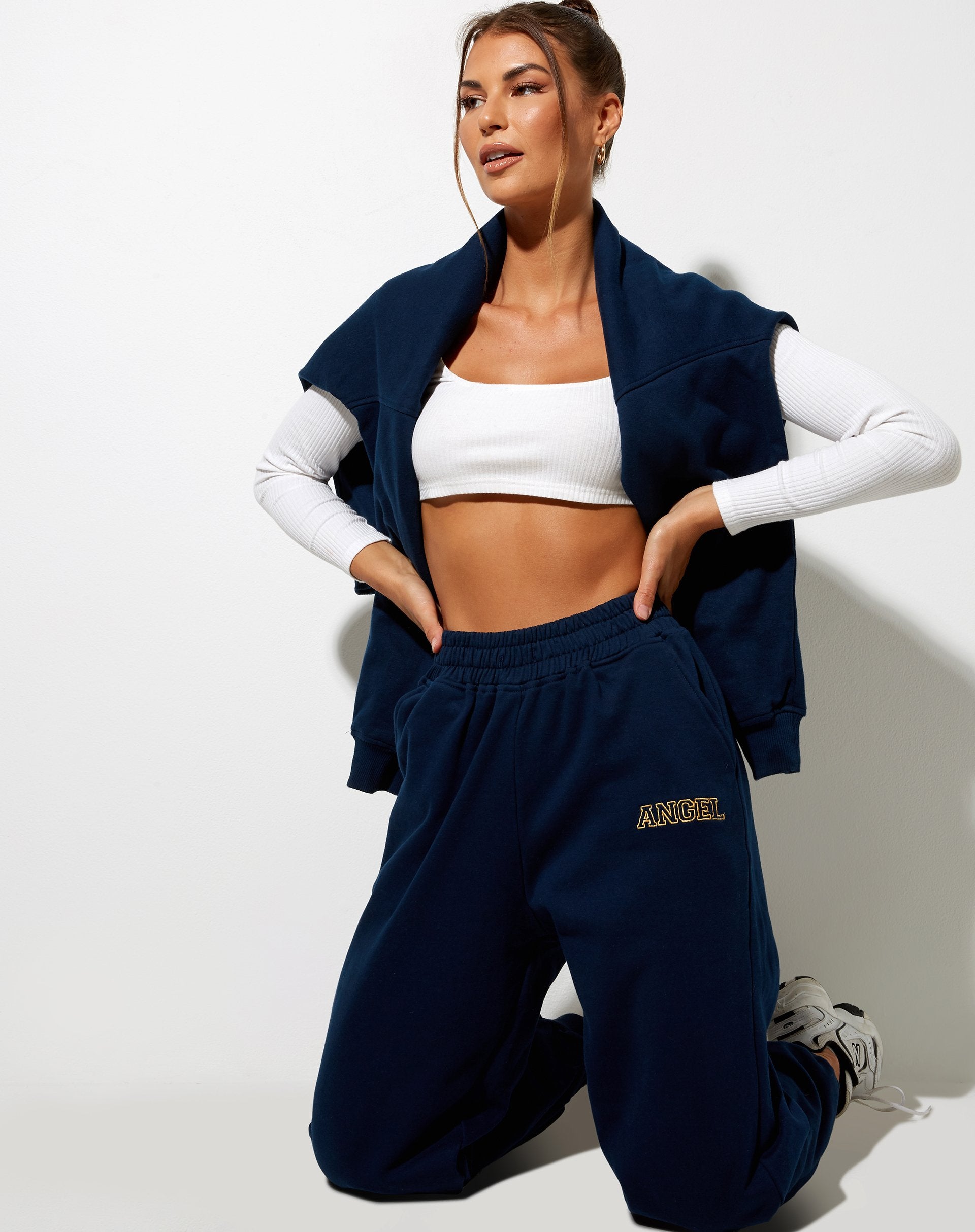 Afbeelding van Roider Jogger in Navy Angel Embro in Geel