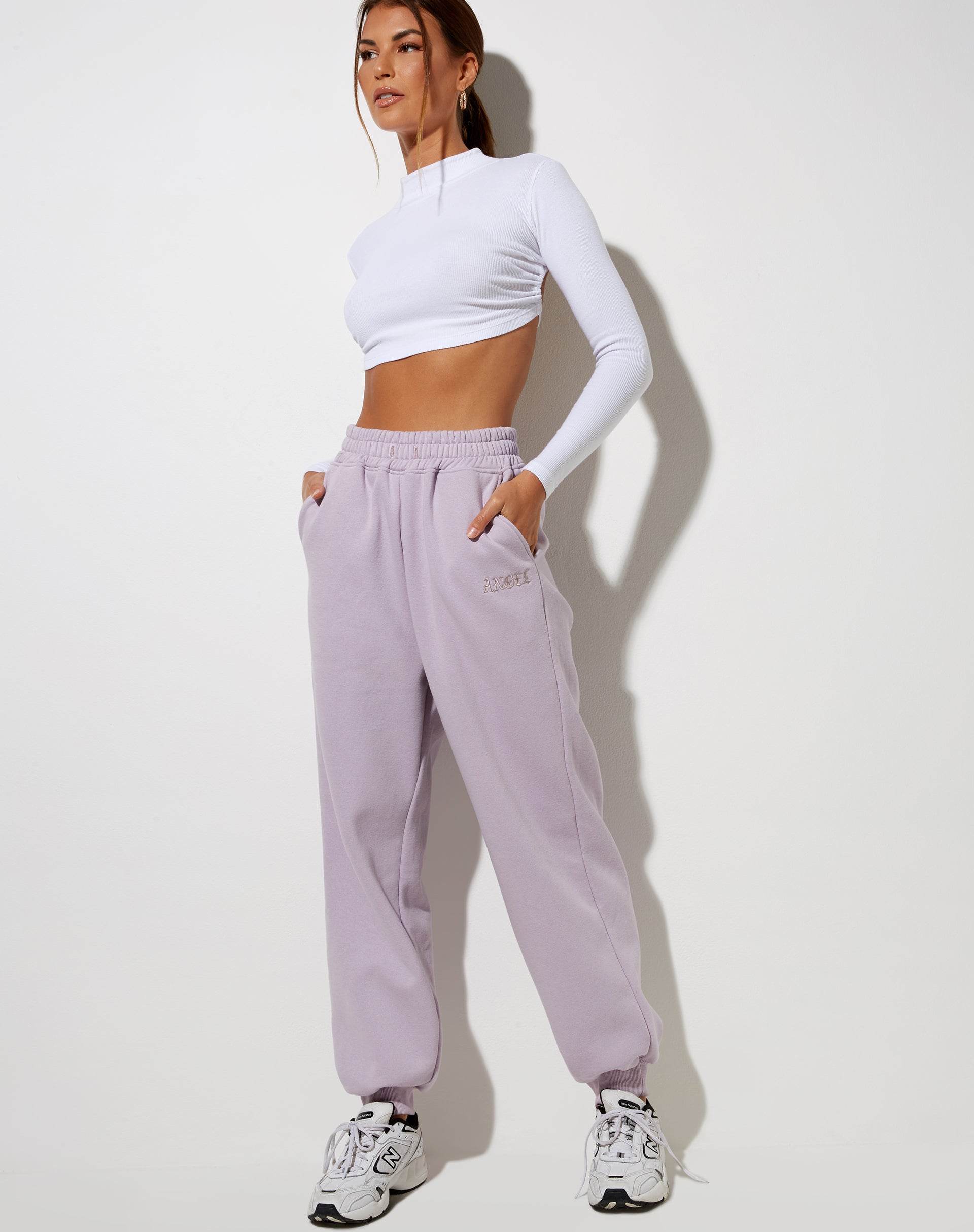 Afbeelding van Roider Jogger in Violet Angel Embro