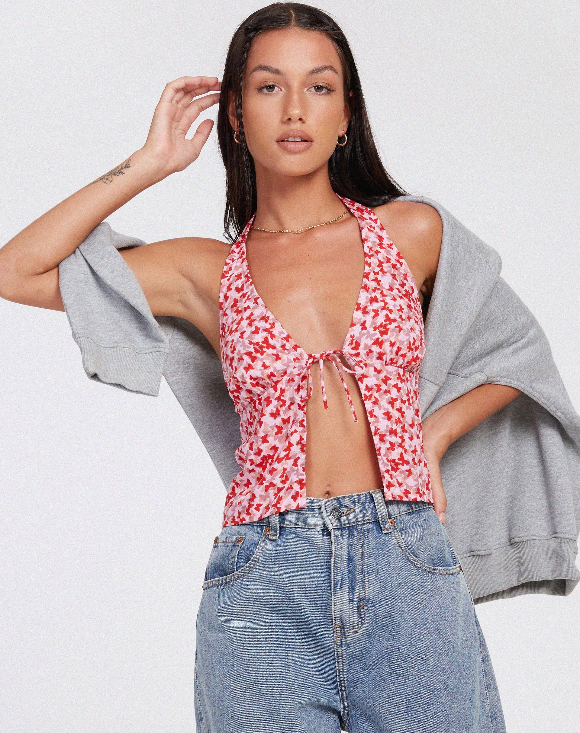 Afbeelding van Roula Halter Top in Ditsy Butterfly Peach Red