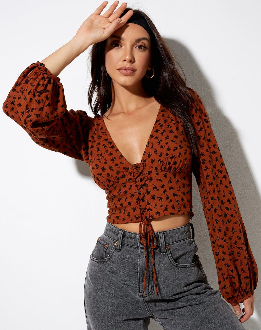 Romina Top in Dainty Daisy Bombay Bruin