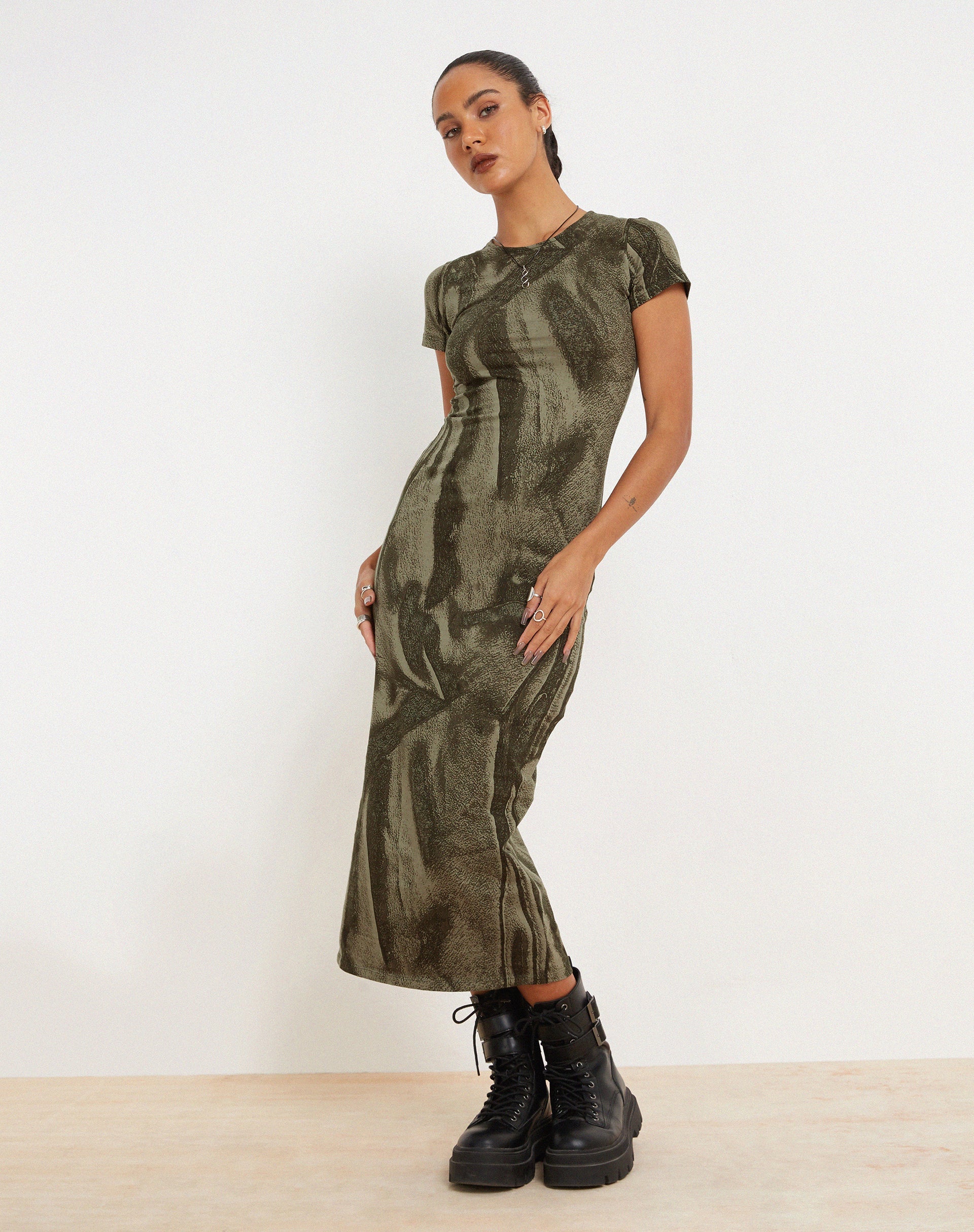 Afbeelding van Rosika Midi Dress in Dystopian Crease Khaki