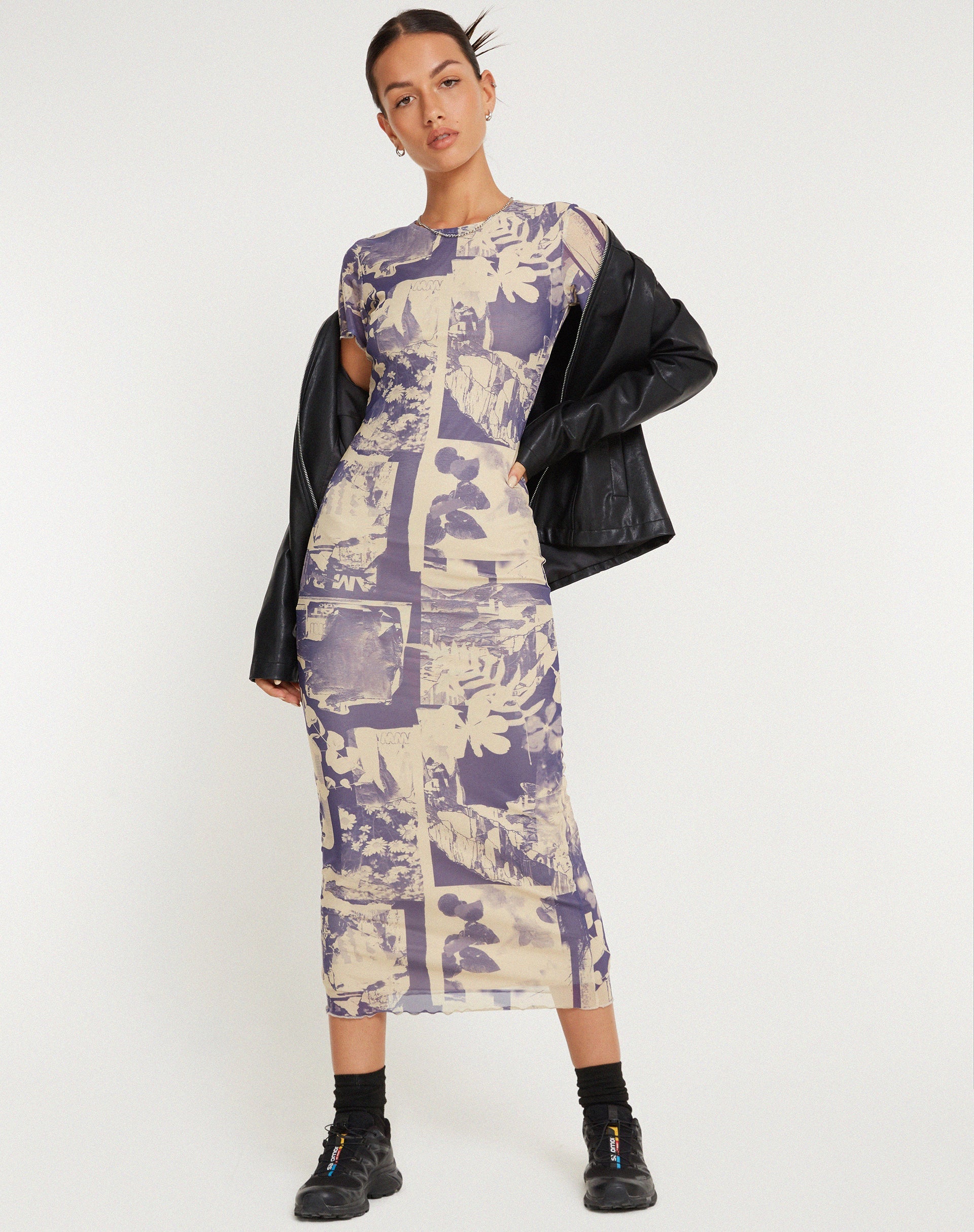 Afbeelding van Roska Bedrukte Mesh Midi Dress in Collage Floral Shadow Purple
