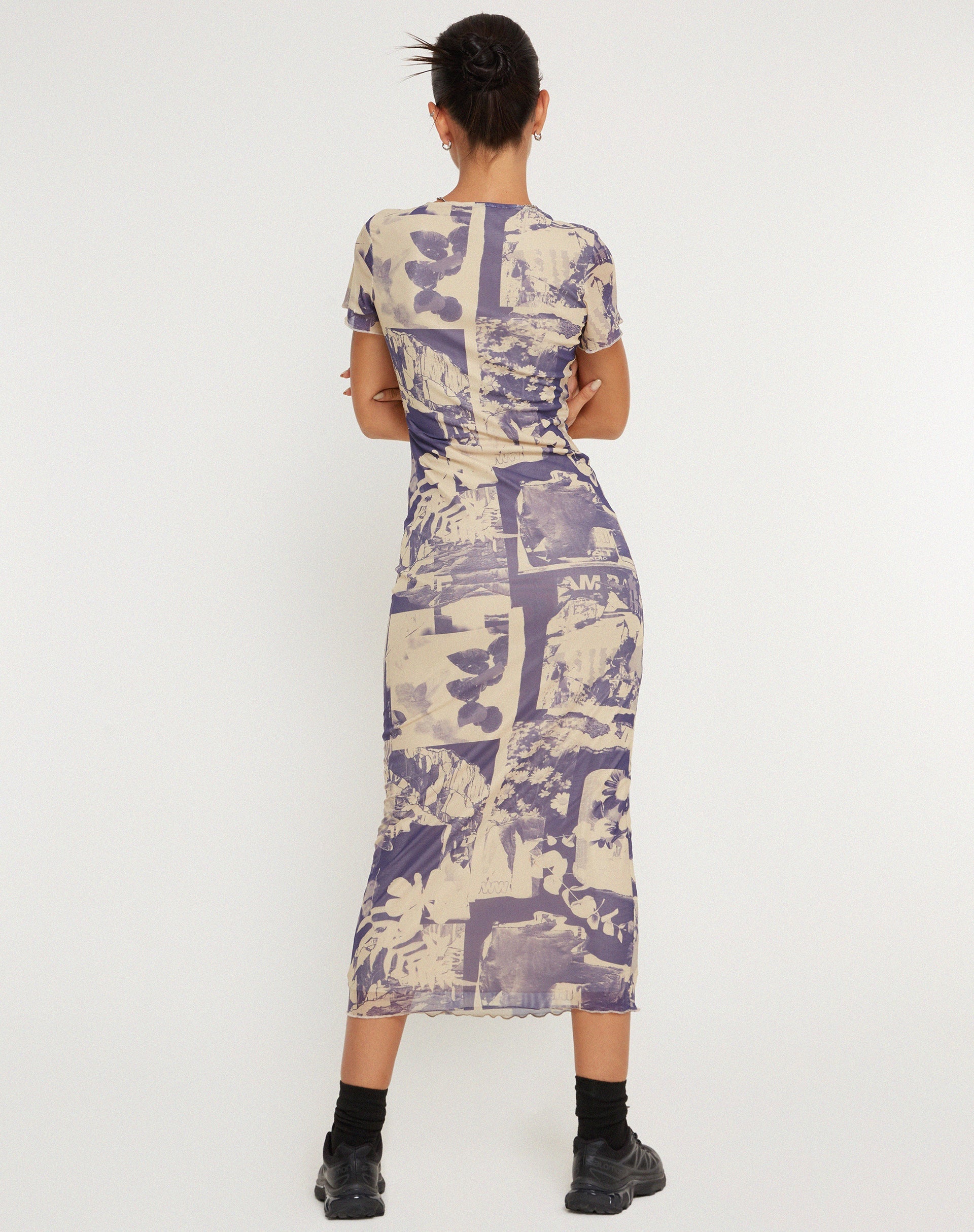 Afbeelding van Roska Bedrukte Mesh Midi Dress in Collage Floral Shadow Purple