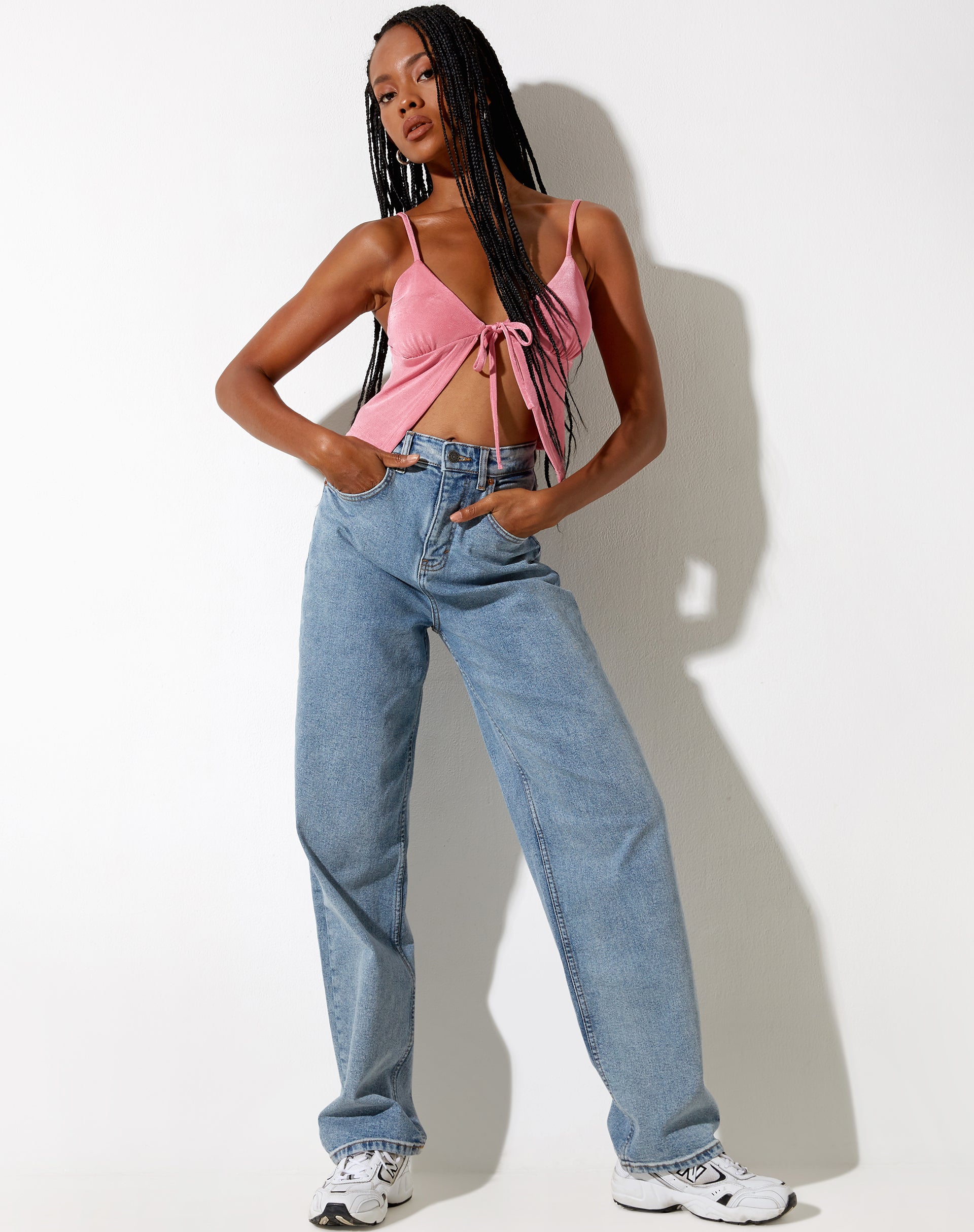 Afbeelding van Rumak Cami Top in Crepe Hot Pink