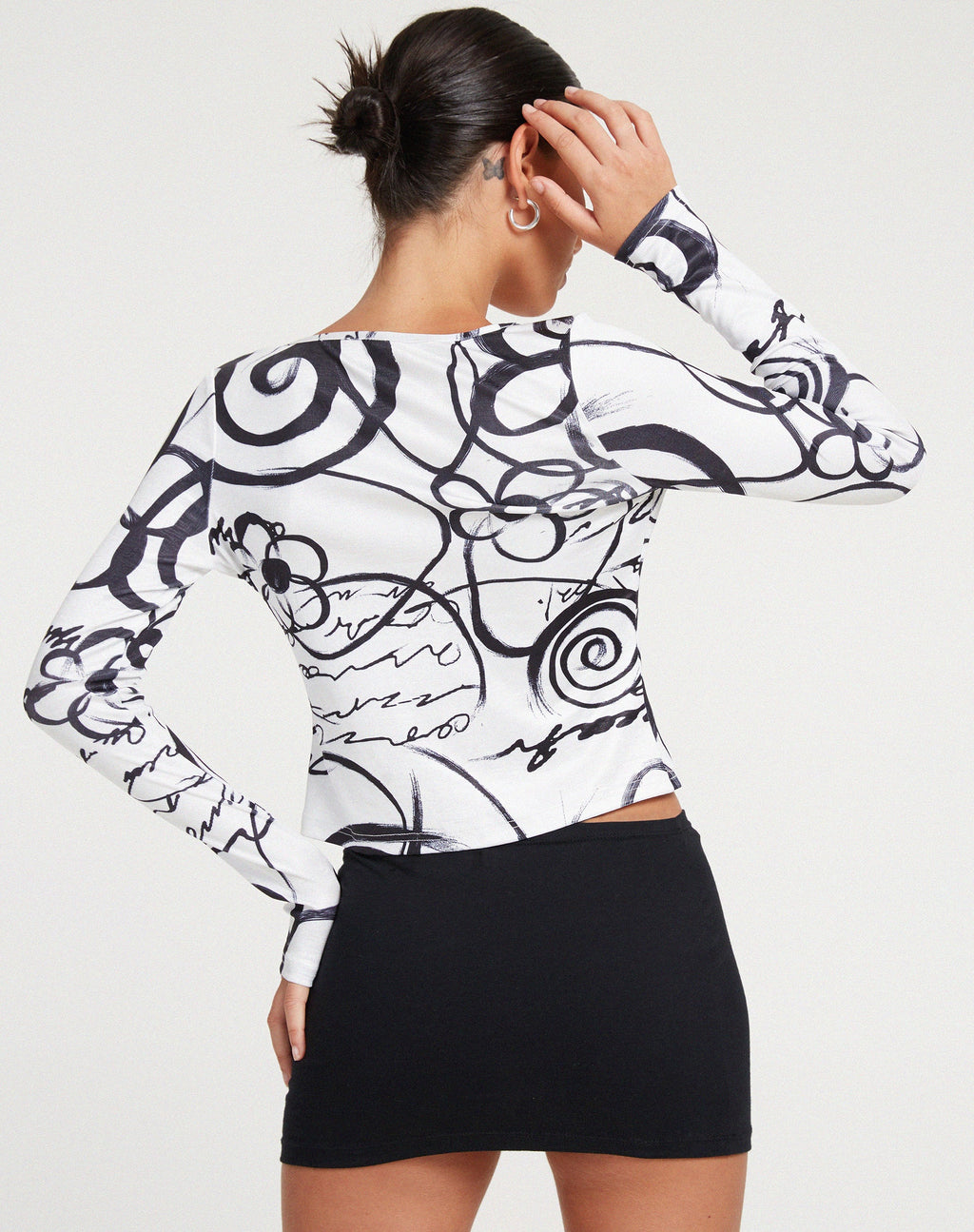 Sadiah Cardi in Mono Doodle zwart-wit