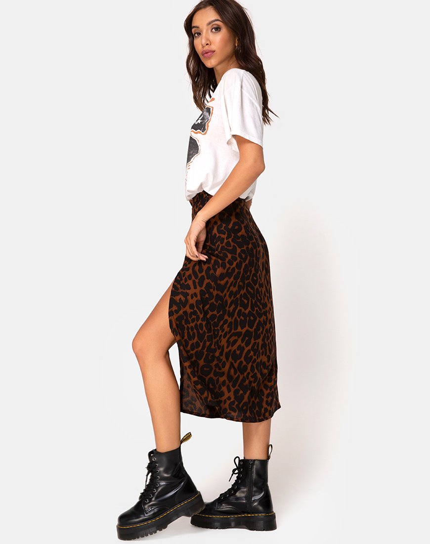 Saika rok in oversized jaguar bruin