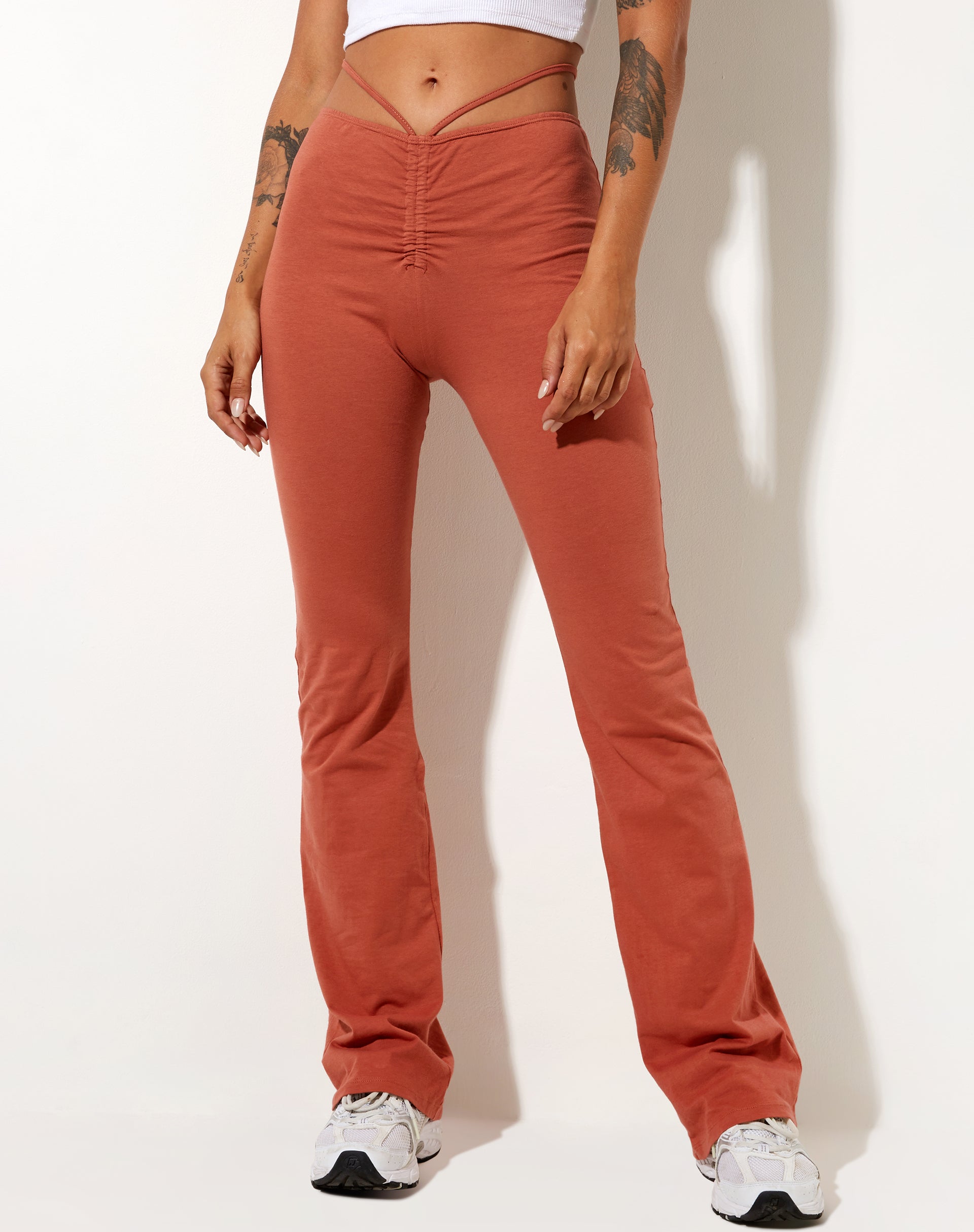 Afbeelding van Sakeri flare broek in ceder