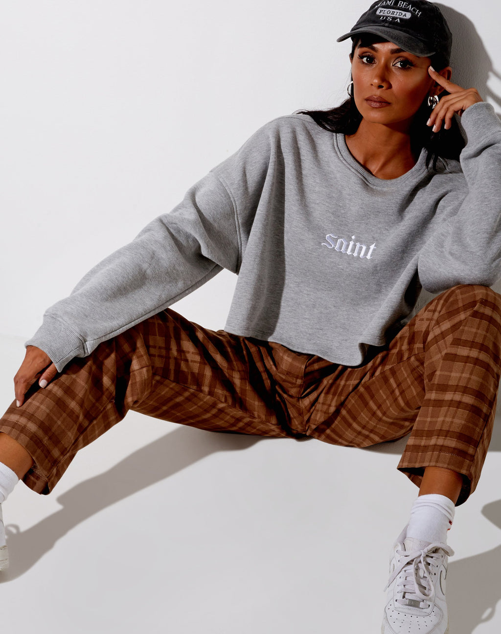 Sakila broek in bruin geruit