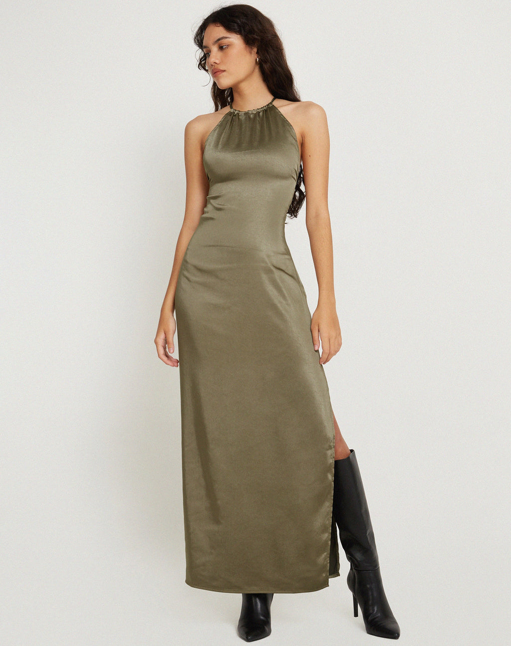 Salazar Halterhals Maxi Dress in Satijn Donker Olijf