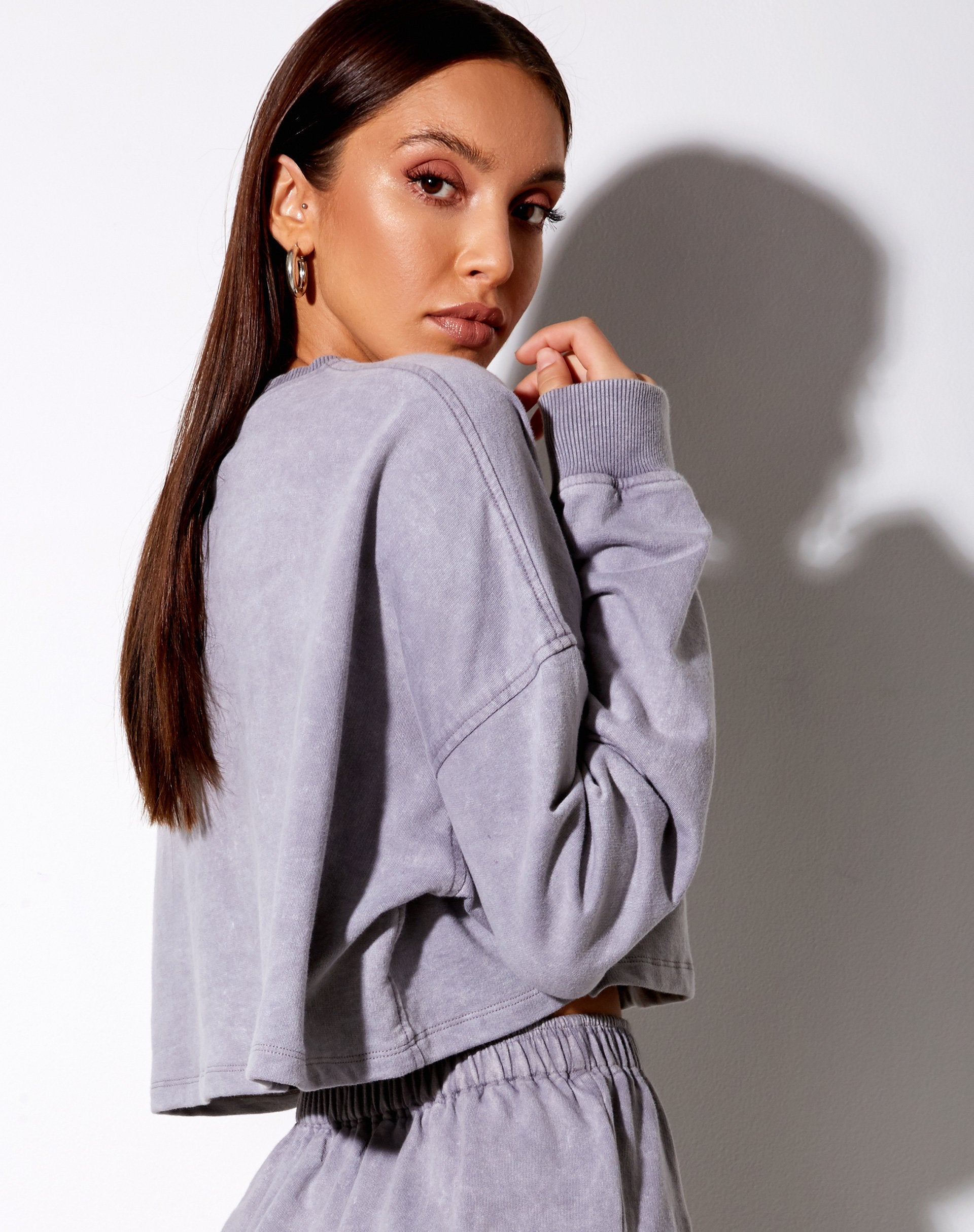 Afbeelding van Fawly Crop Top in Grey Wash Angel Embro Label
