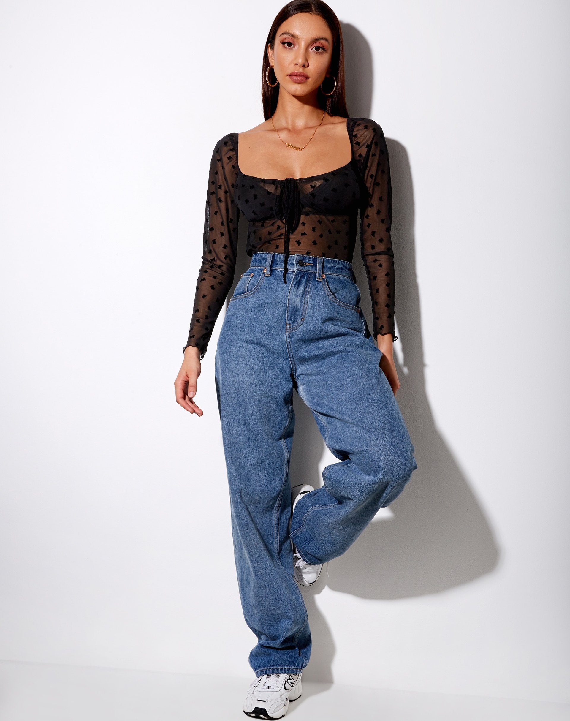 Afbeelding van Sanila Crop Top in Black Flock Flutterby