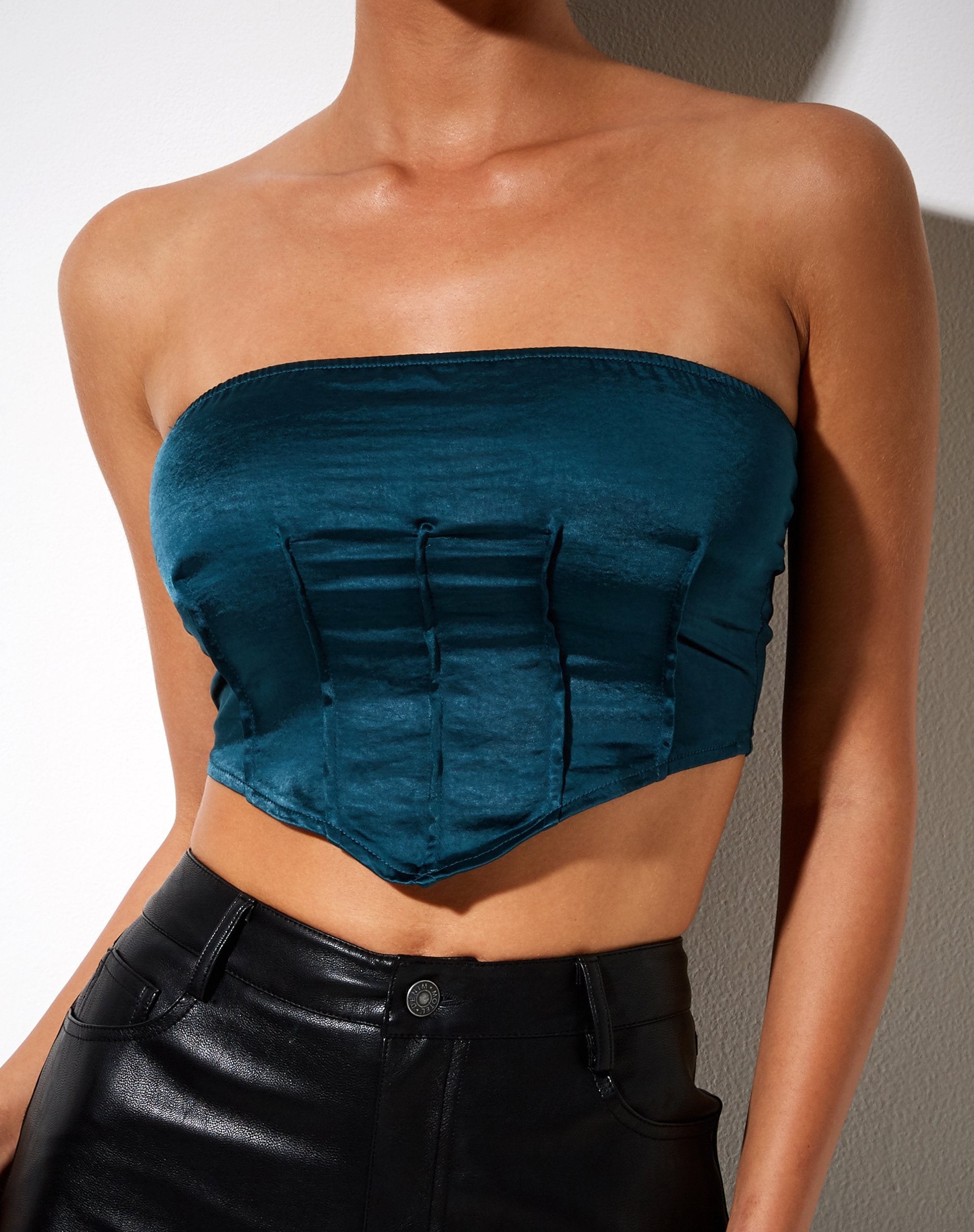 Afbeelding van Sanja Bandeau Top in Satin Teal