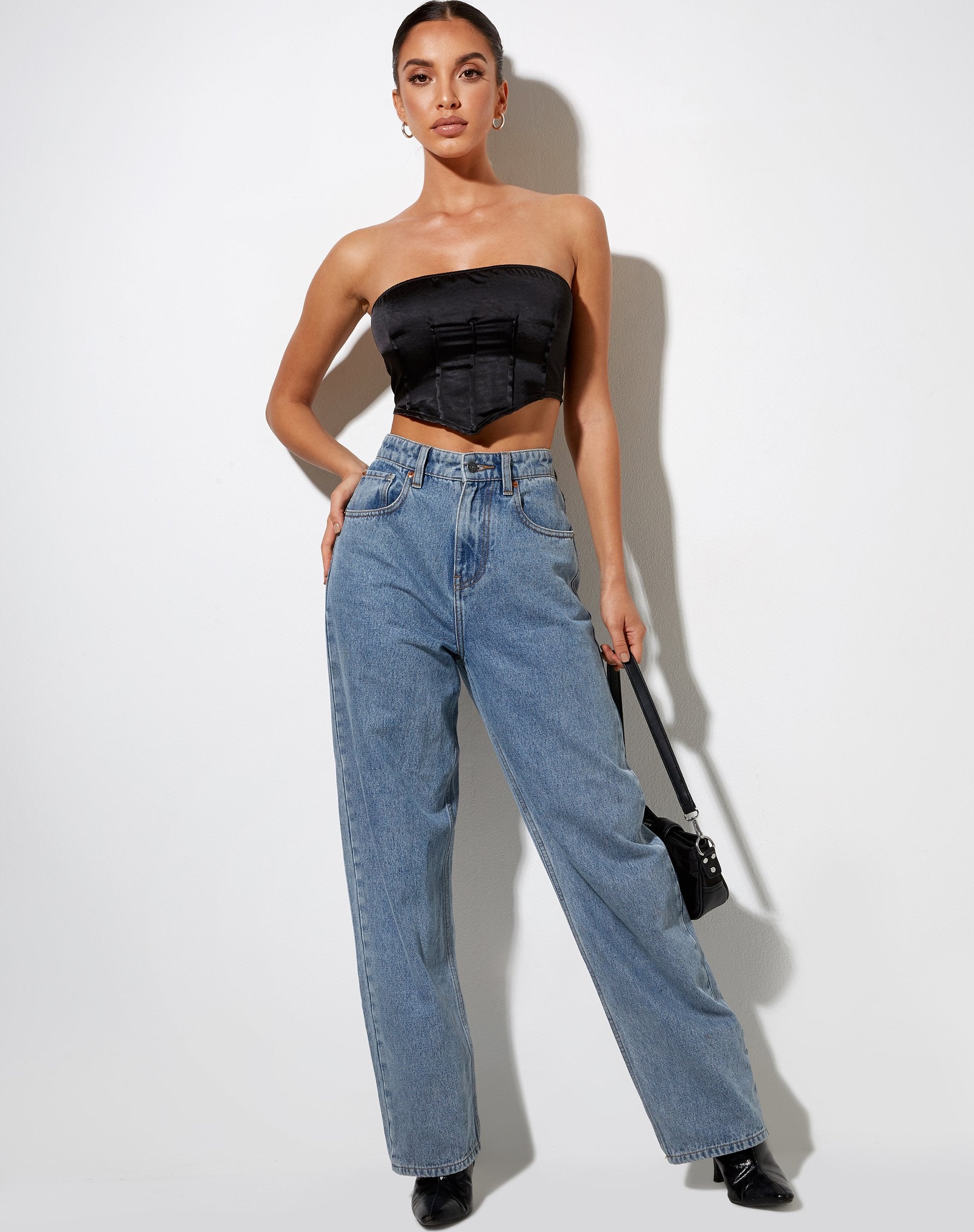 Afbeelding van Sanja Bandeau Top in Satijn Zwart