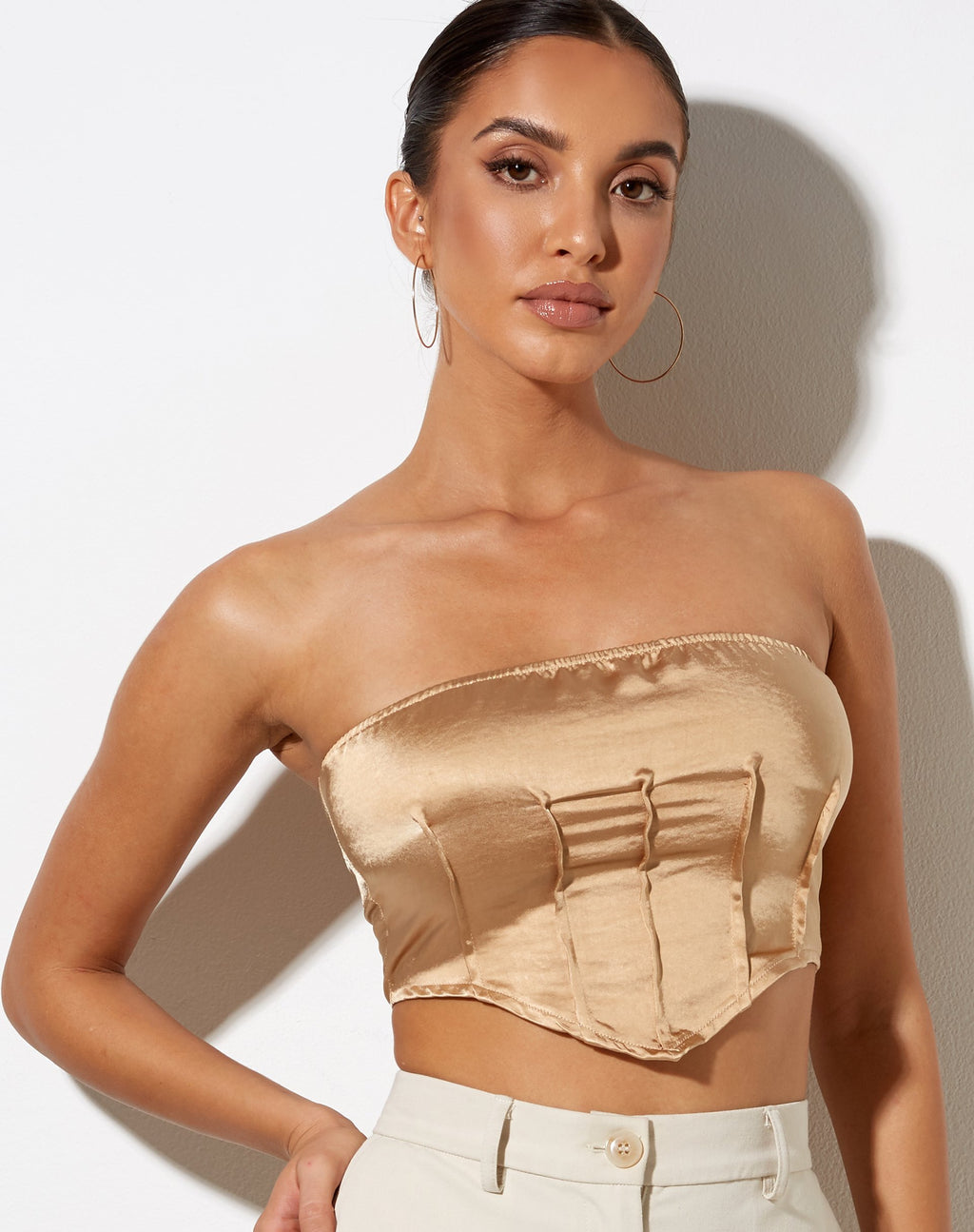 Sanja Bandeau Top in Satijn Goudkleurig Zand
