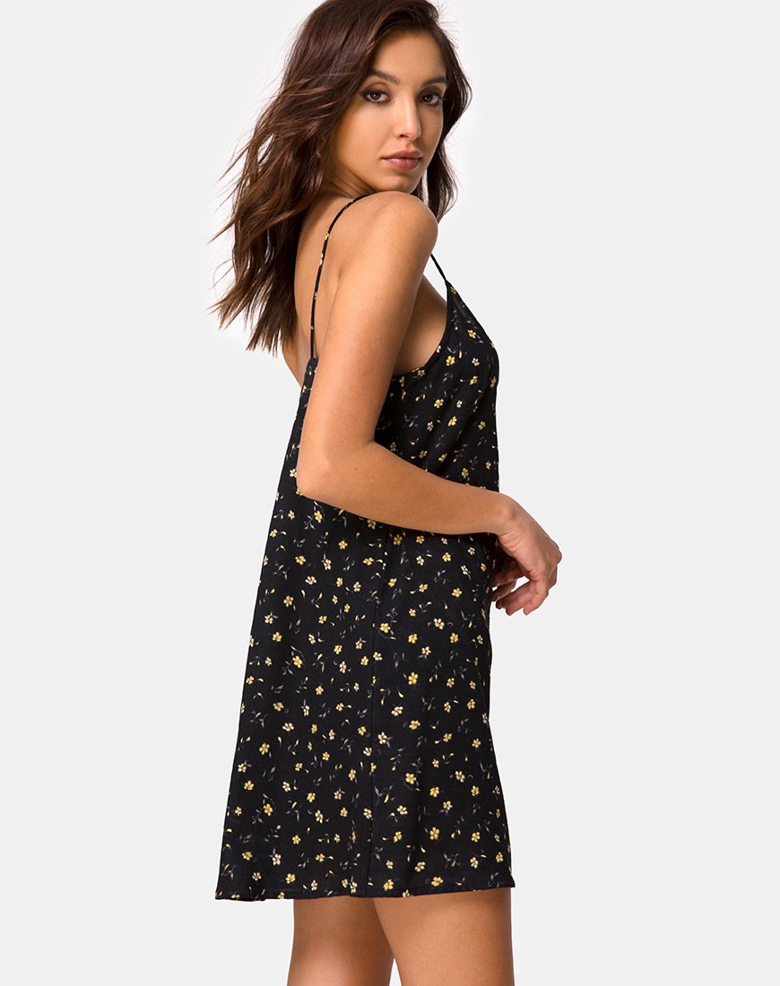 Afbeelding van Sanna Slip Dress in Pretty Petal Zwart