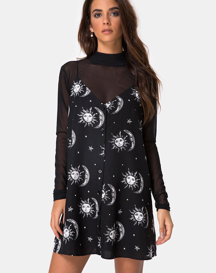 Afbeelding van Sanna Slip Dress in Sun Moon Stars BW