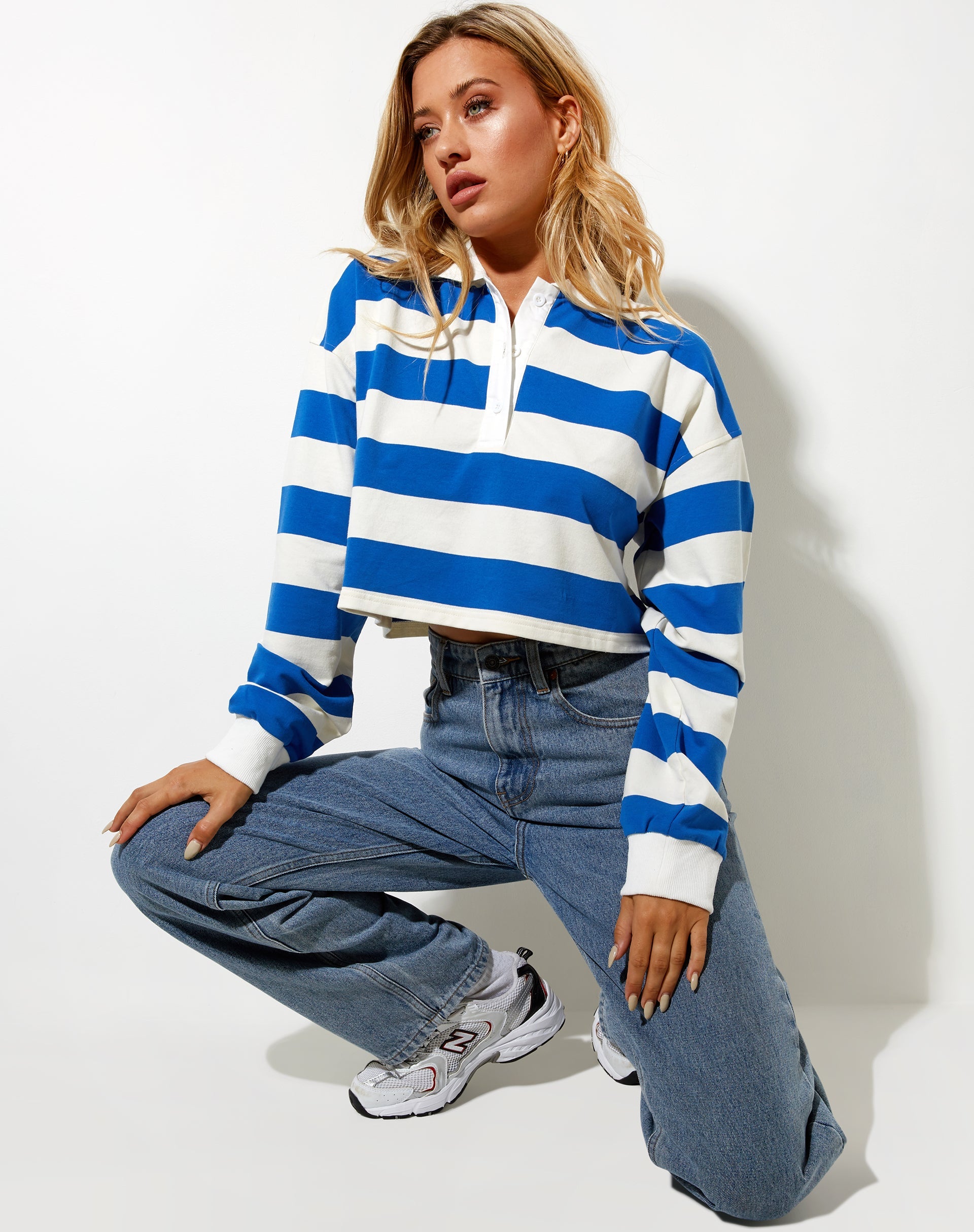 Afbeelding van Sarin Polo Top in Stripe Ivoor en Blauw