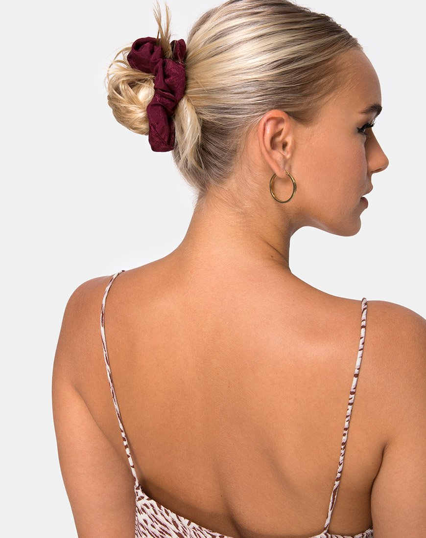 Scrunchie in satijnroos-bourgondië