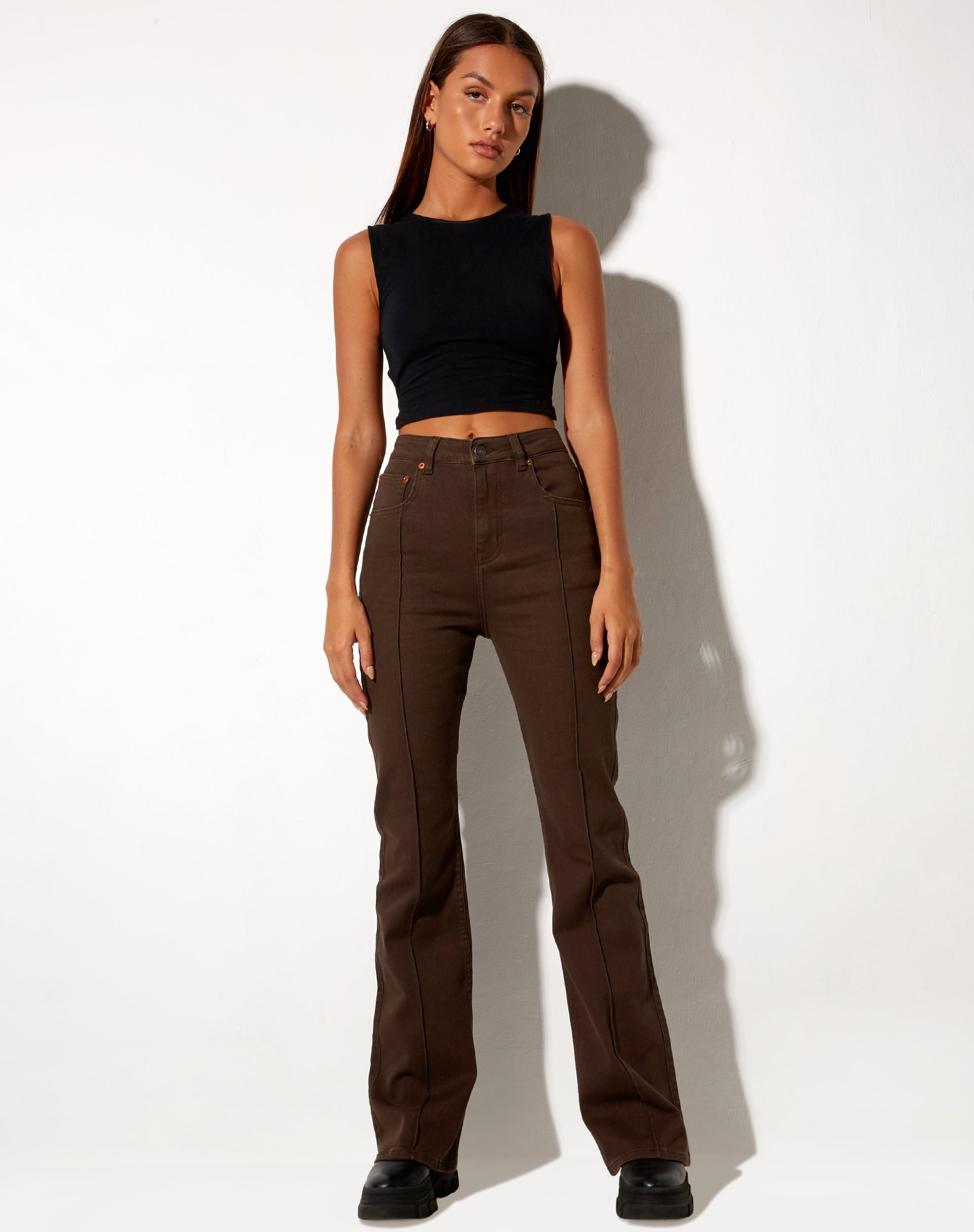 Afbeelding van Seam Bootleg Jeans in Bittere Chocolade