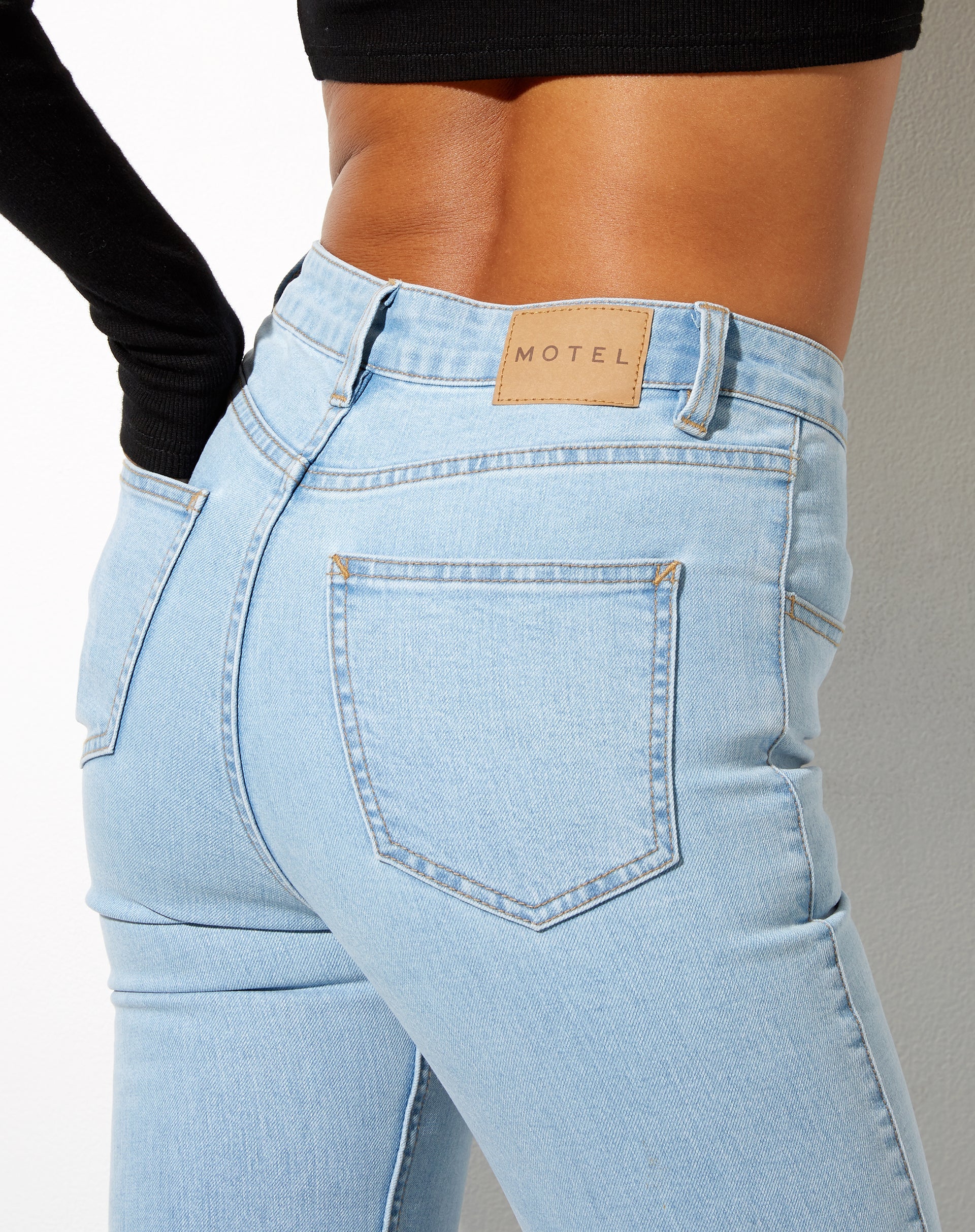 Afbeelding van Seam Flare Jeans in Light Wash