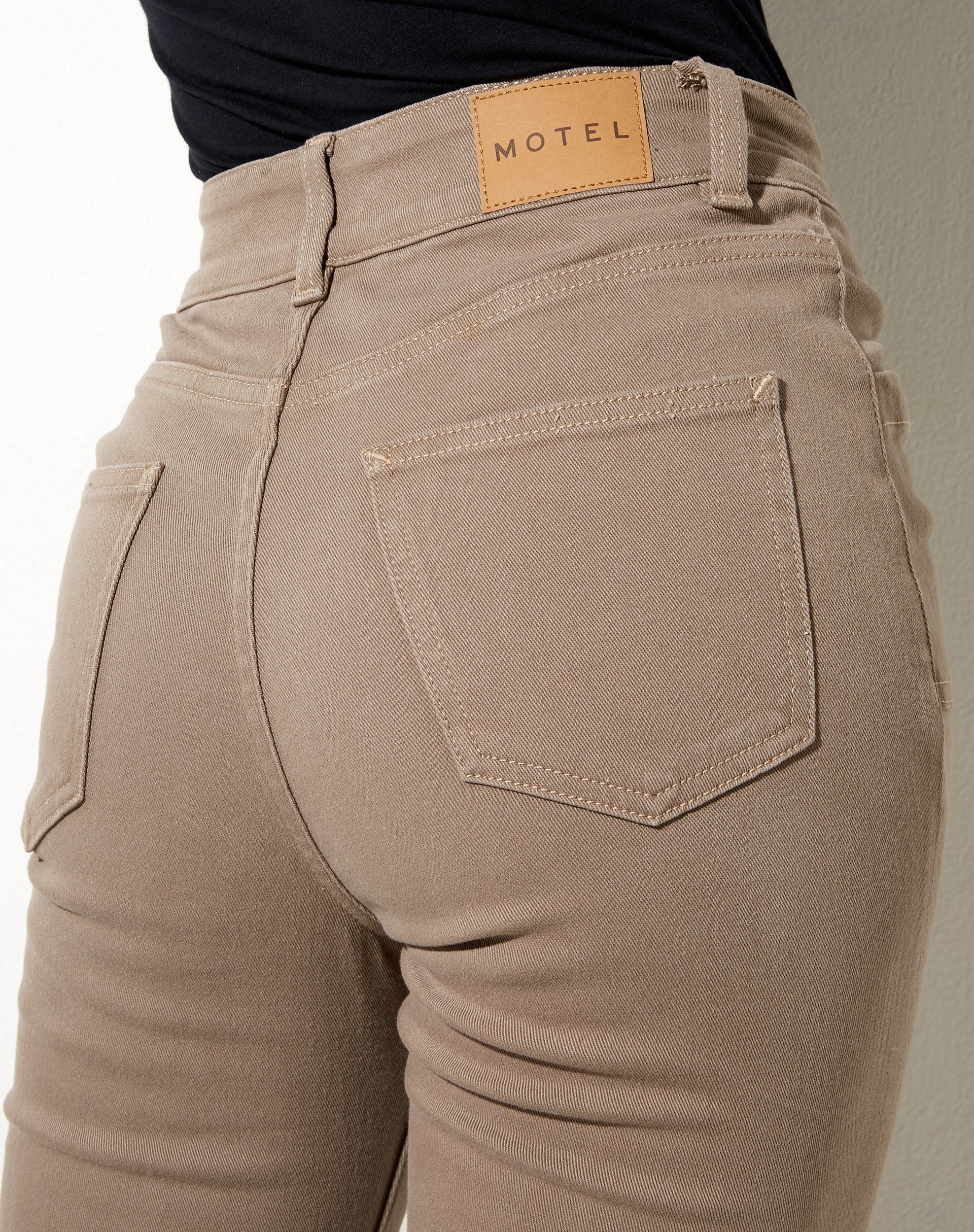 Afbeelding van Seam Split Jeans in Burnt Olive