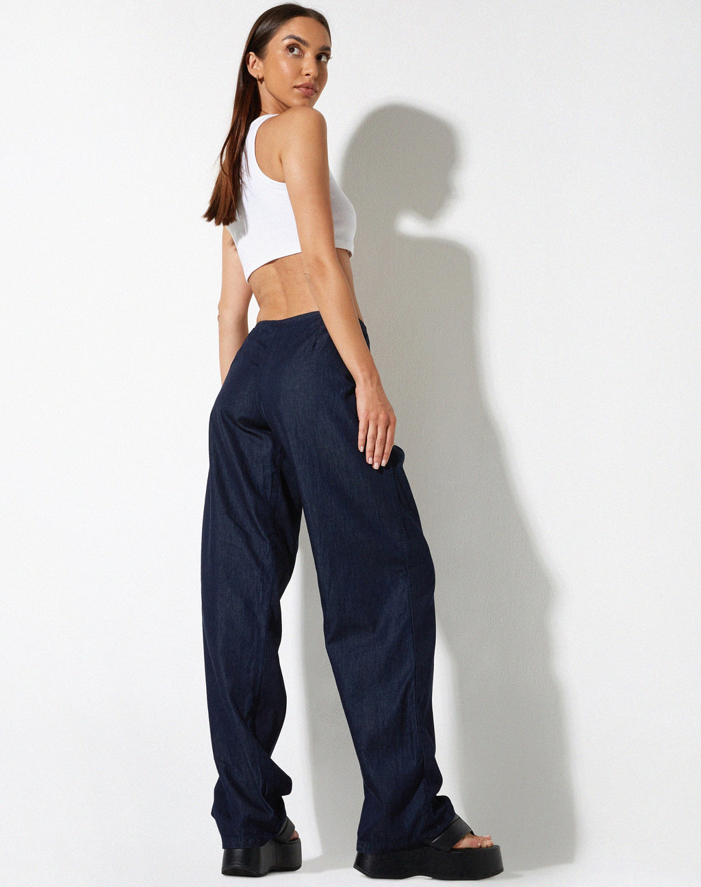 Sedna broek met wijde pijpen in denimblauw chambray