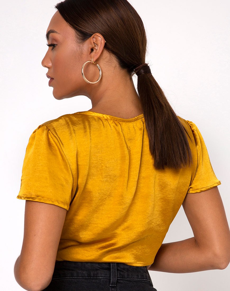 Shaera Gewaad Top in Satijn Turmeric