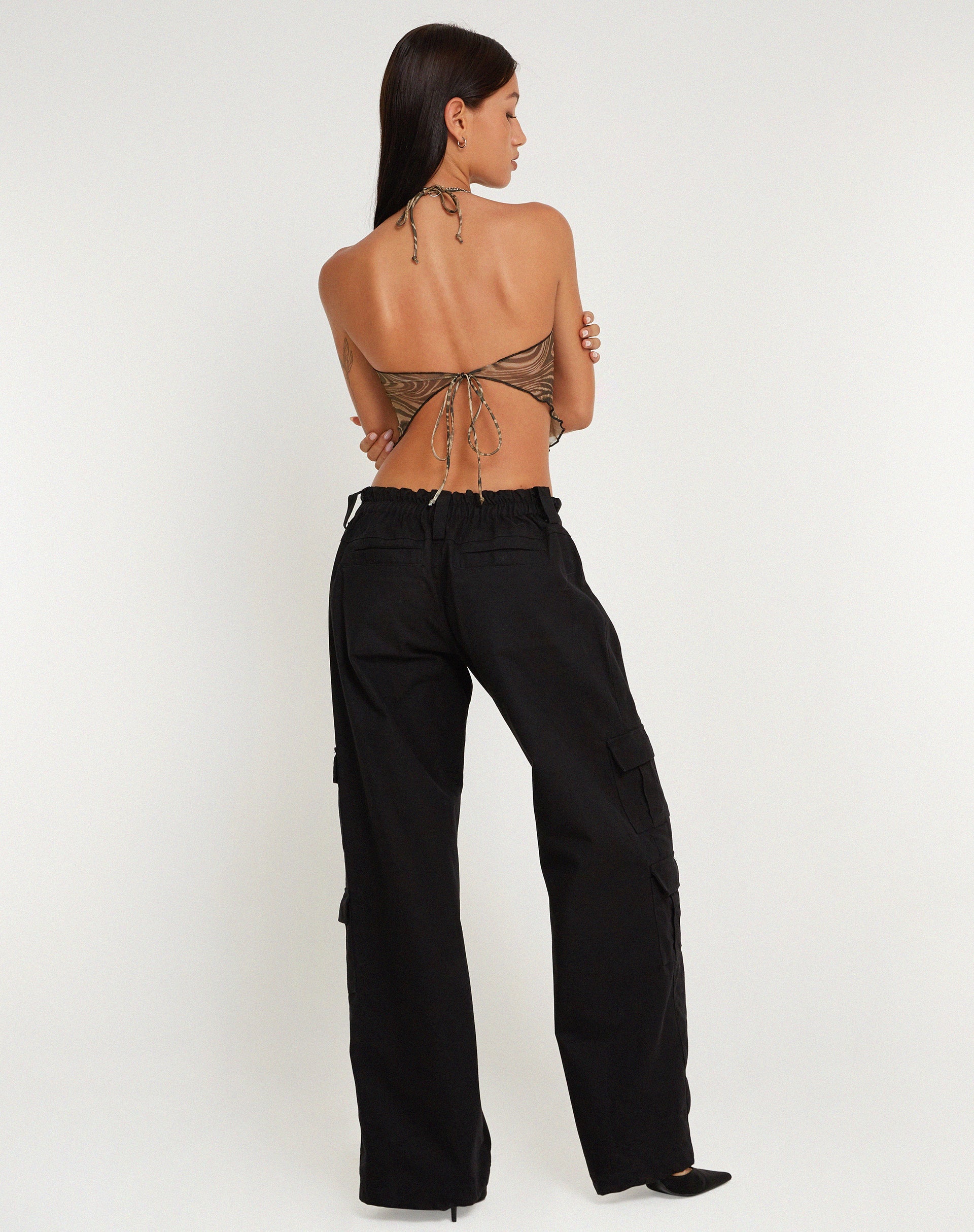 Afbeelding van Shaman Halterneck Vlinder Top in Cheetah Brown