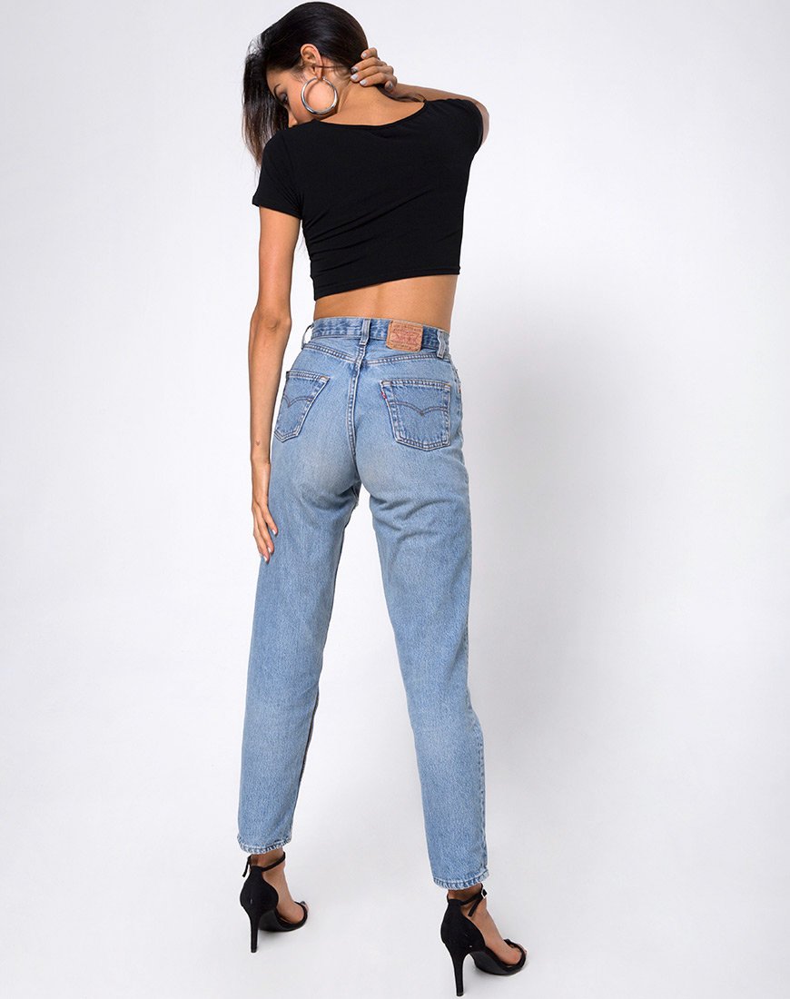 Afbeelding van Shim Cutout Crop Top in Zwart