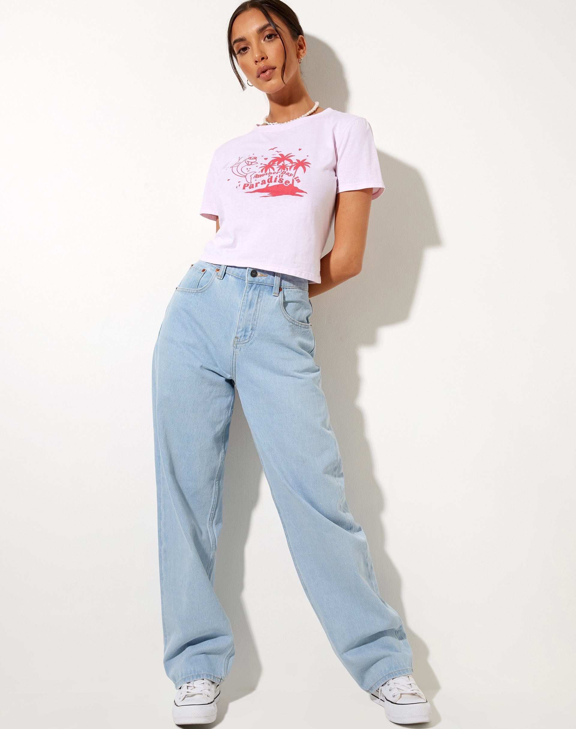 Afbeelding van Shrunk T-shirt in babyroze paradijs dolfijn