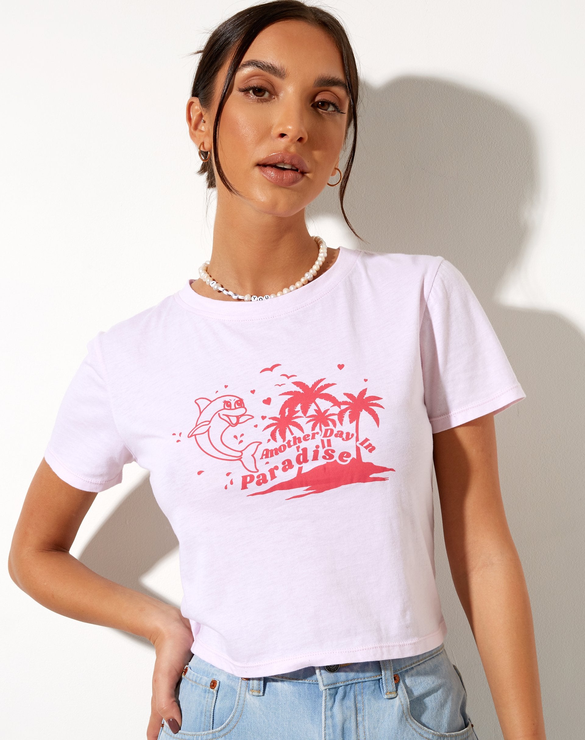 Afbeelding van Shrunk T-shirt in babyroze paradijs dolfijn