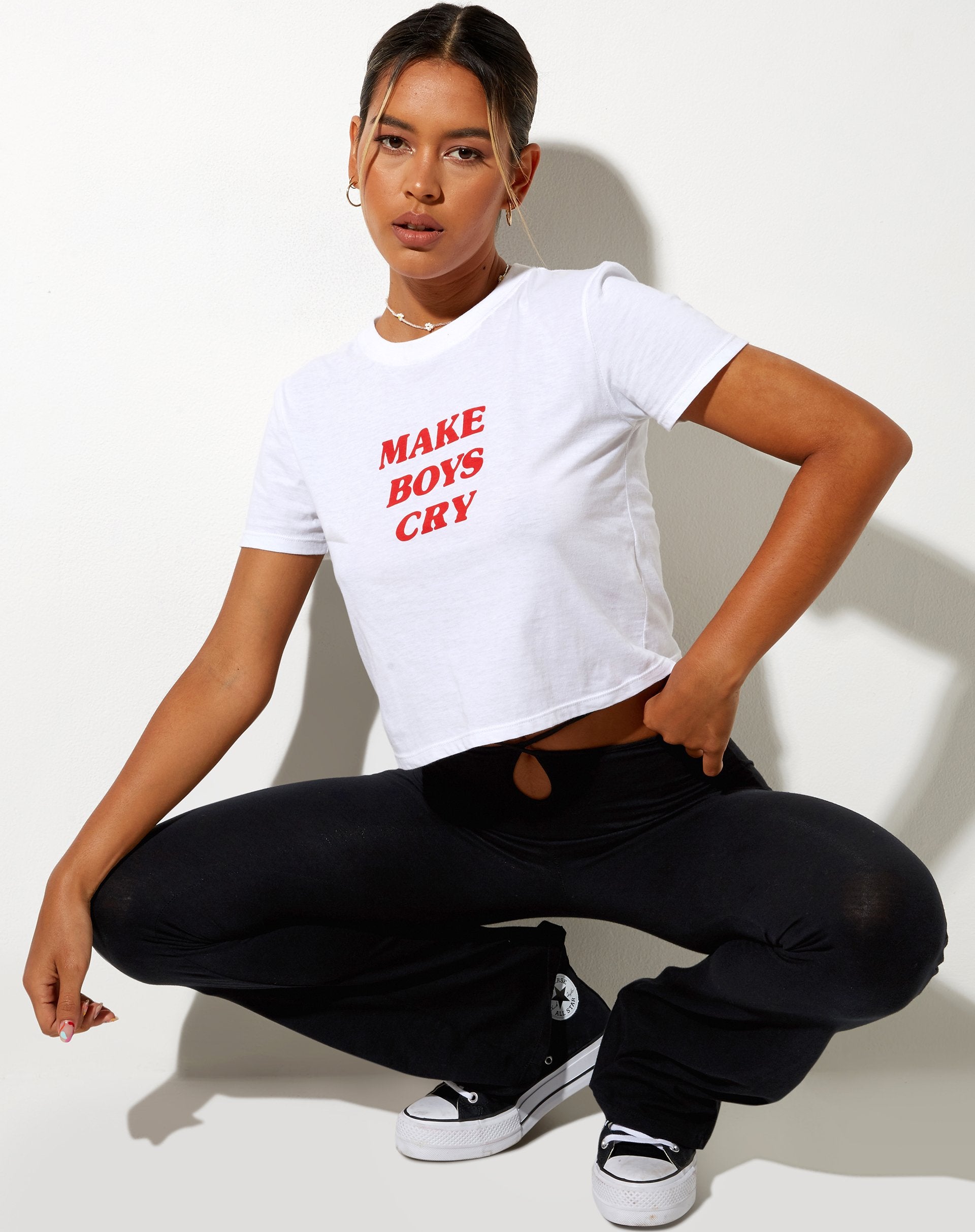 Afbeelding van Shrunk Tee in White Make Boys Cry